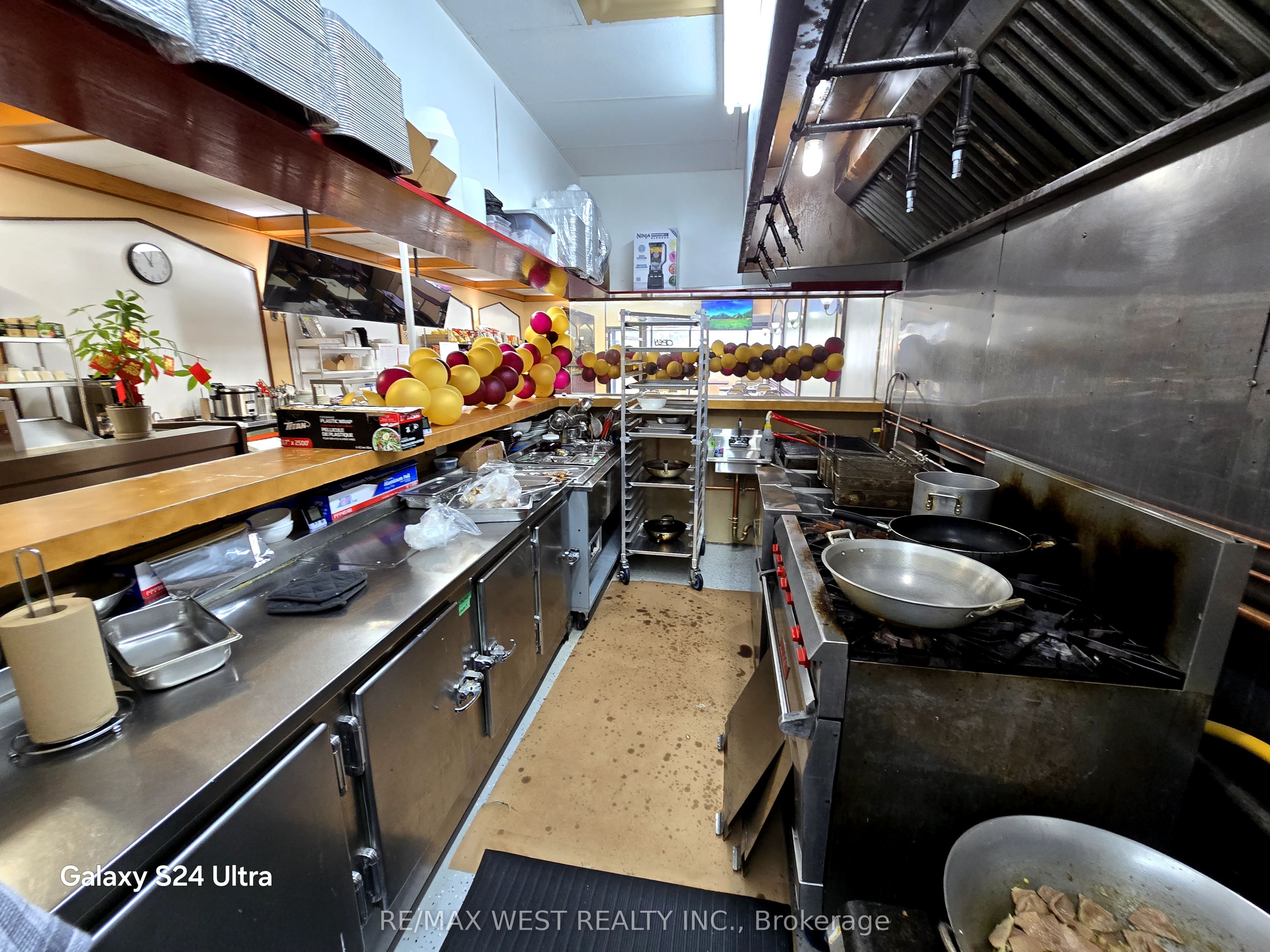 #2 - 1646 Victoria Park Avenue Property Photo 20