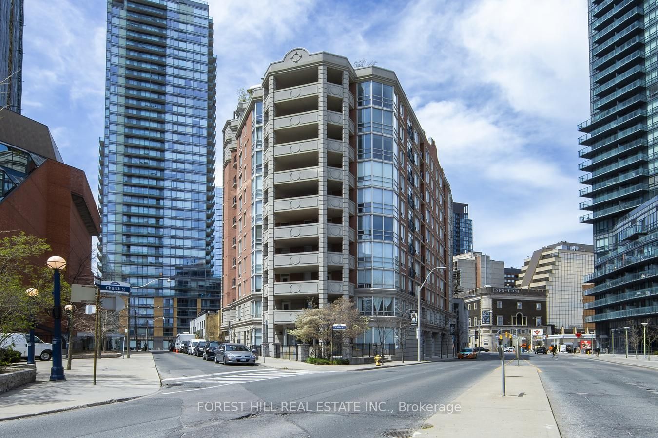#1001 - 20 Collier Street Property Photo