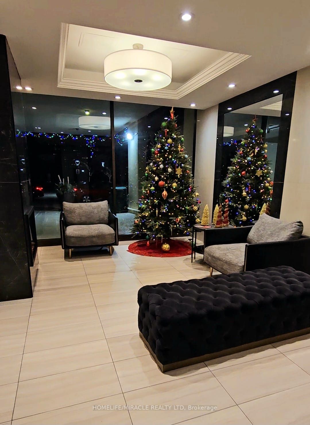 715 Don Mills Road 201 Property Photo 3