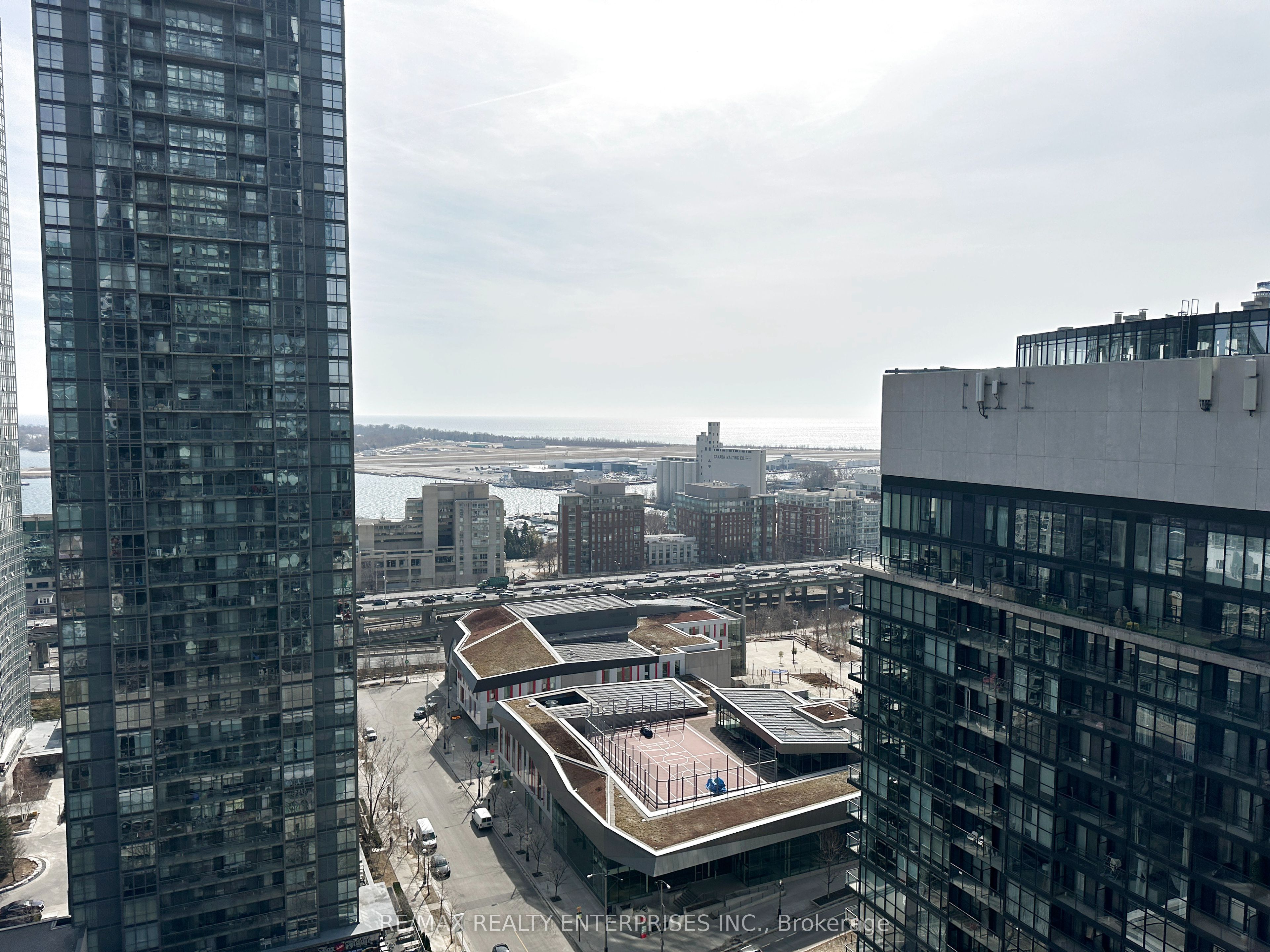 #2507 - 25 Telegram Mews Property Photo 11