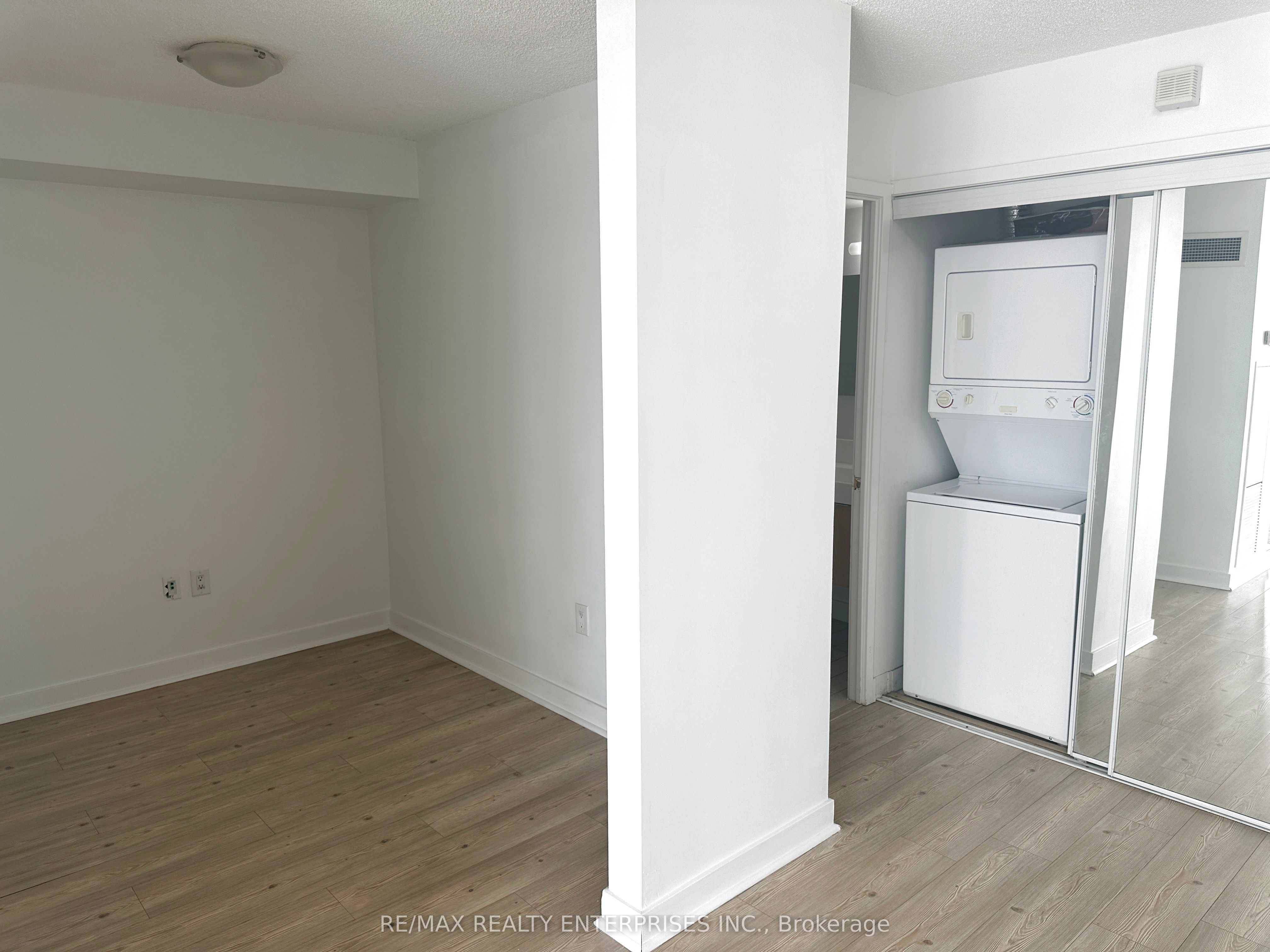 #2507 - 25 Telegram Mews Property Photo 14