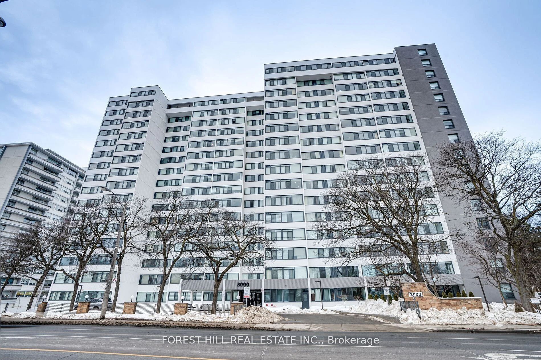 #1106 - 3000 Bathurst Street Property Photo