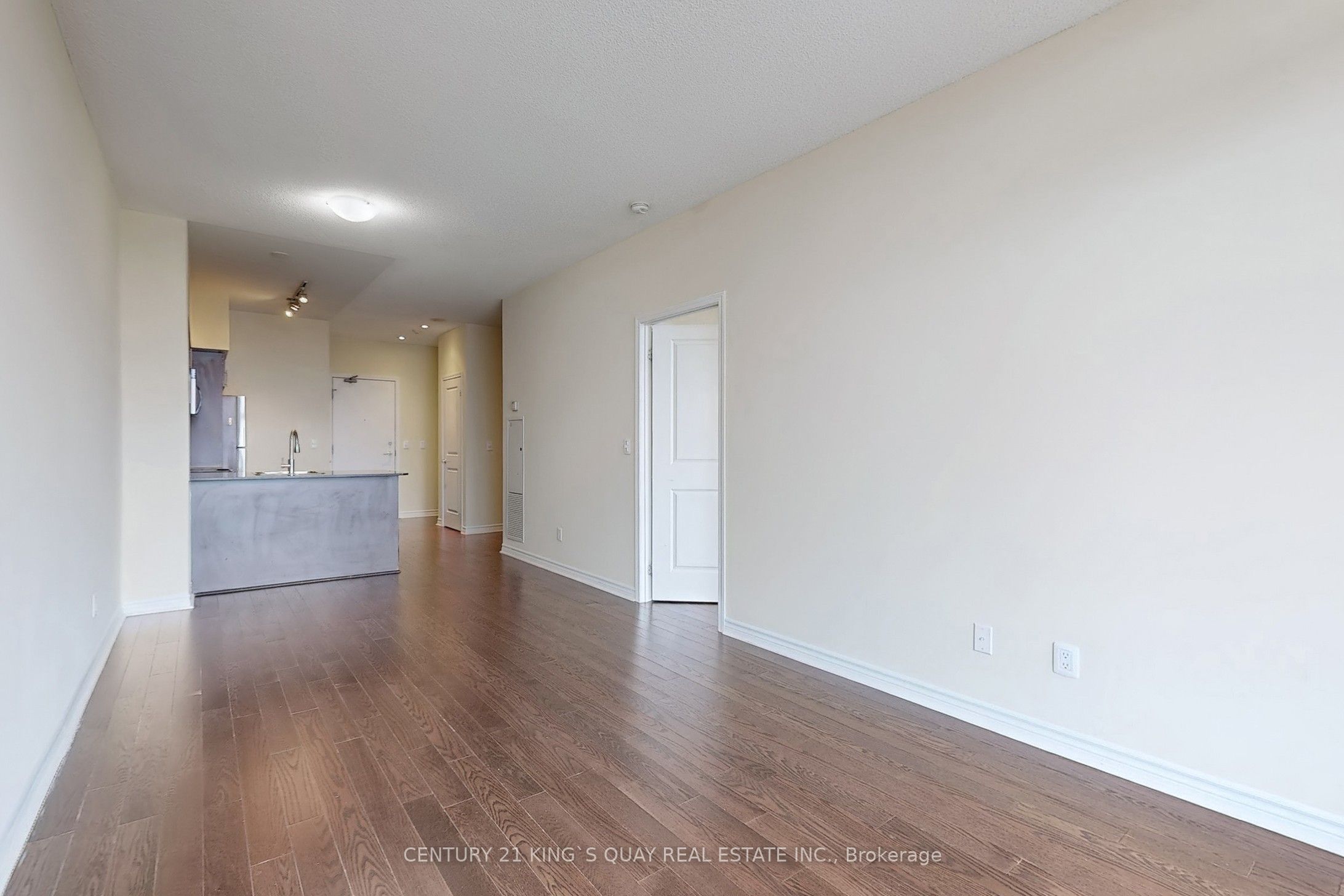 #814 - 2885 Bayview Avenue Property Photo 12