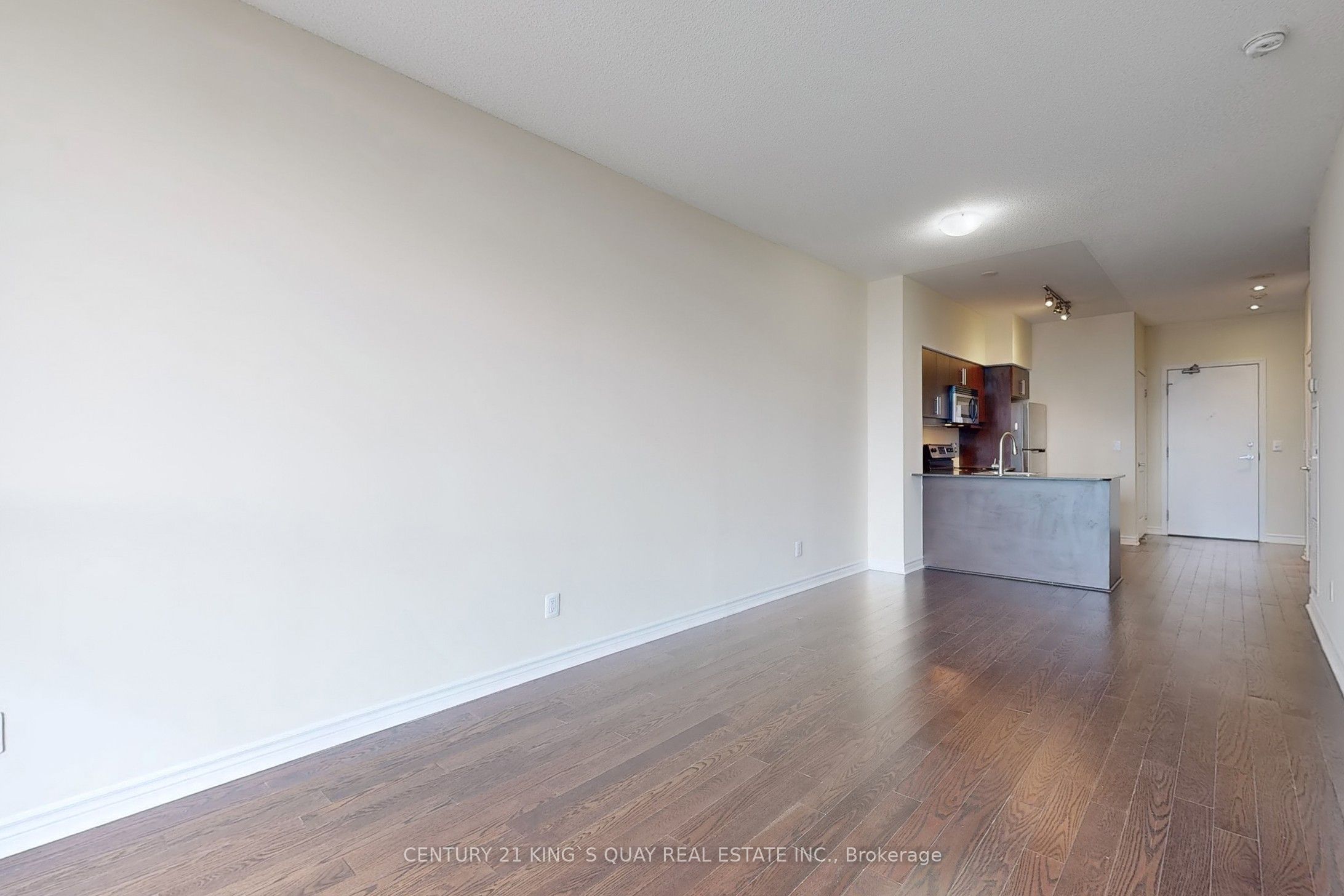 #814 - 2885 Bayview Avenue Property Photo 13