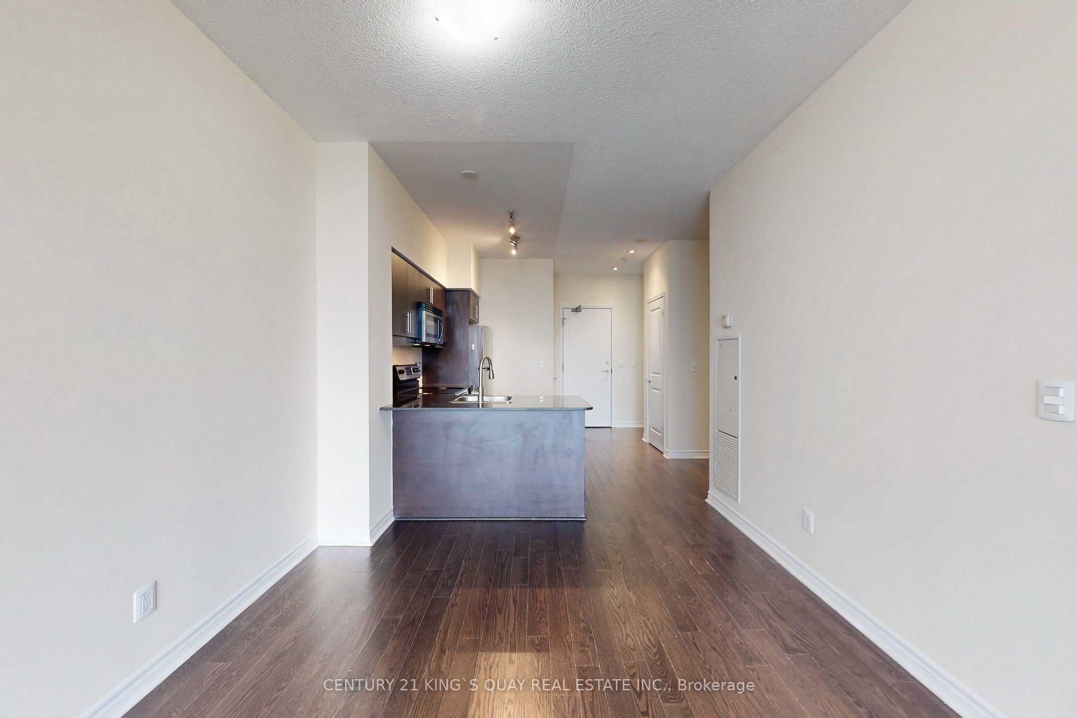 #814 - 2885 Bayview Avenue Property Photo 14