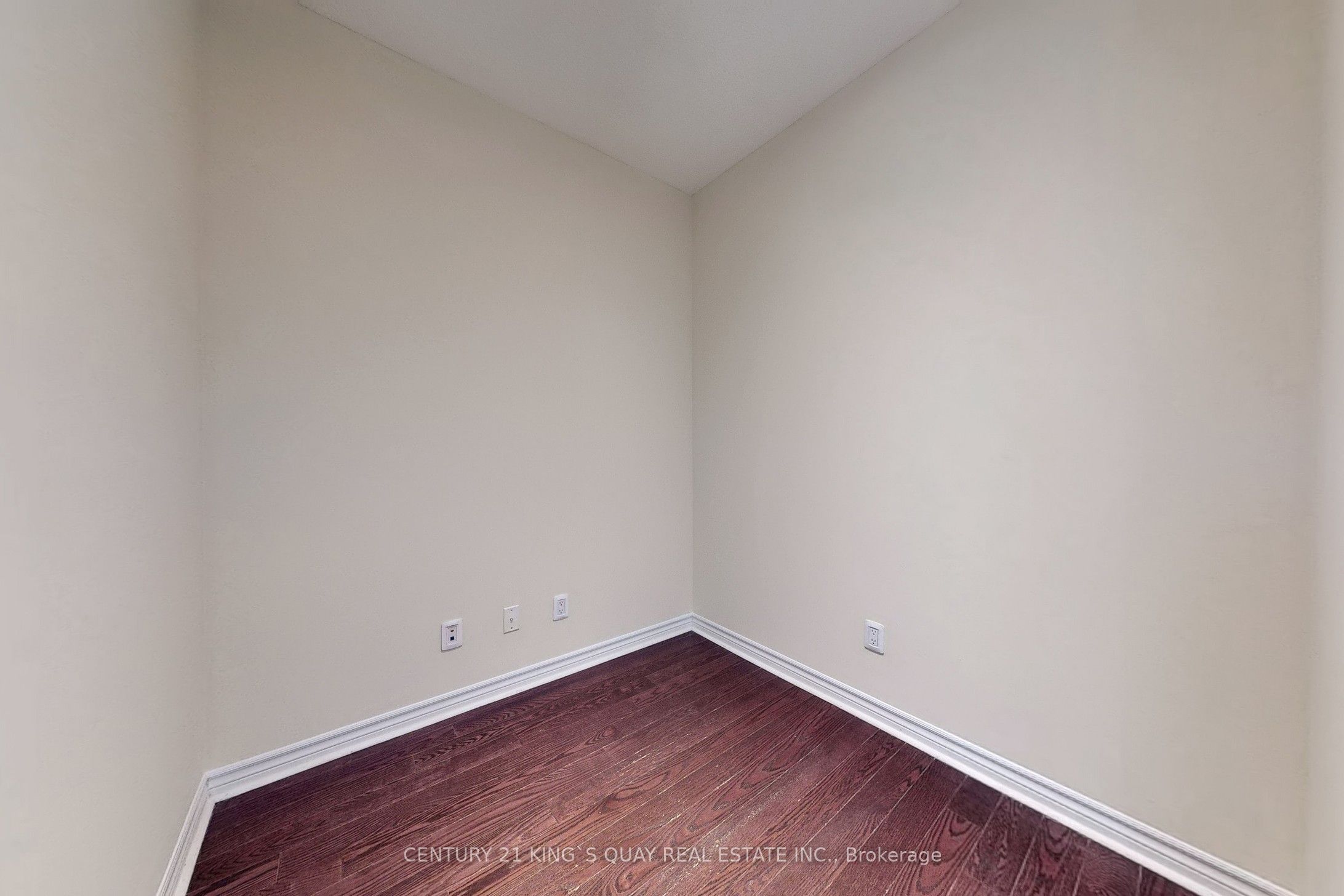 #814 - 2885 Bayview Avenue Property Photo 23