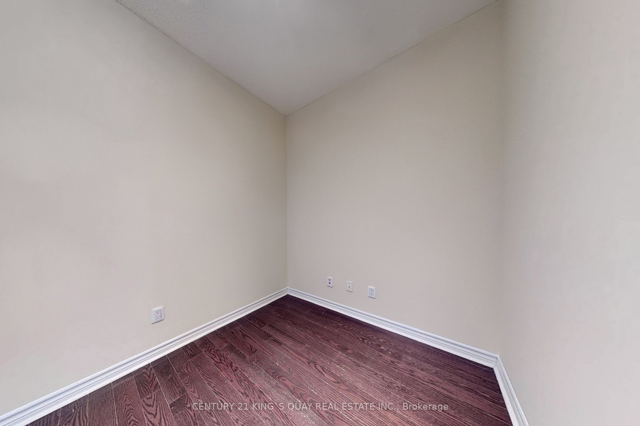 #814 - 2885 Bayview Avenue Property Photo 24