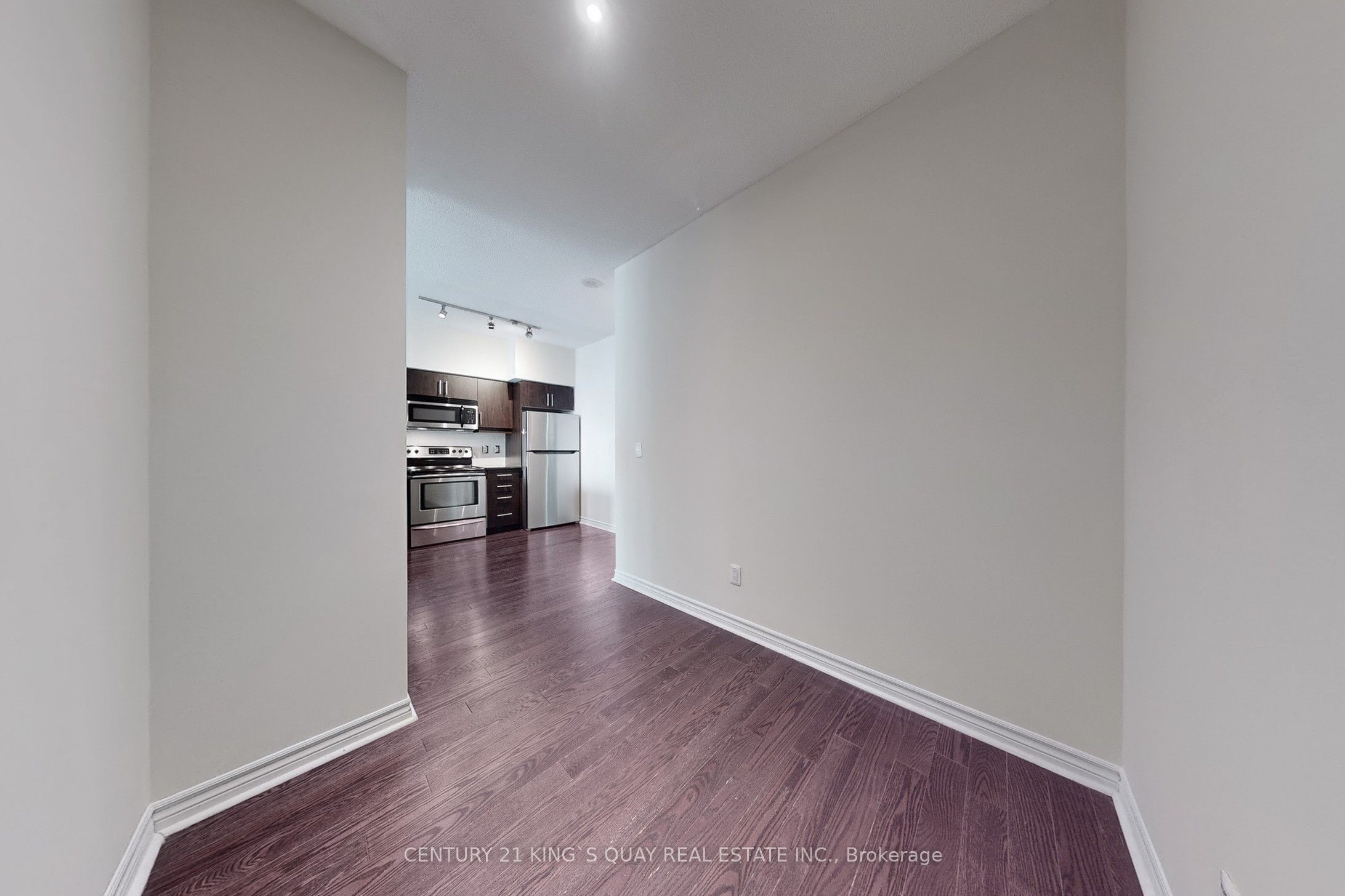 #814 - 2885 Bayview Avenue Property Photo 26