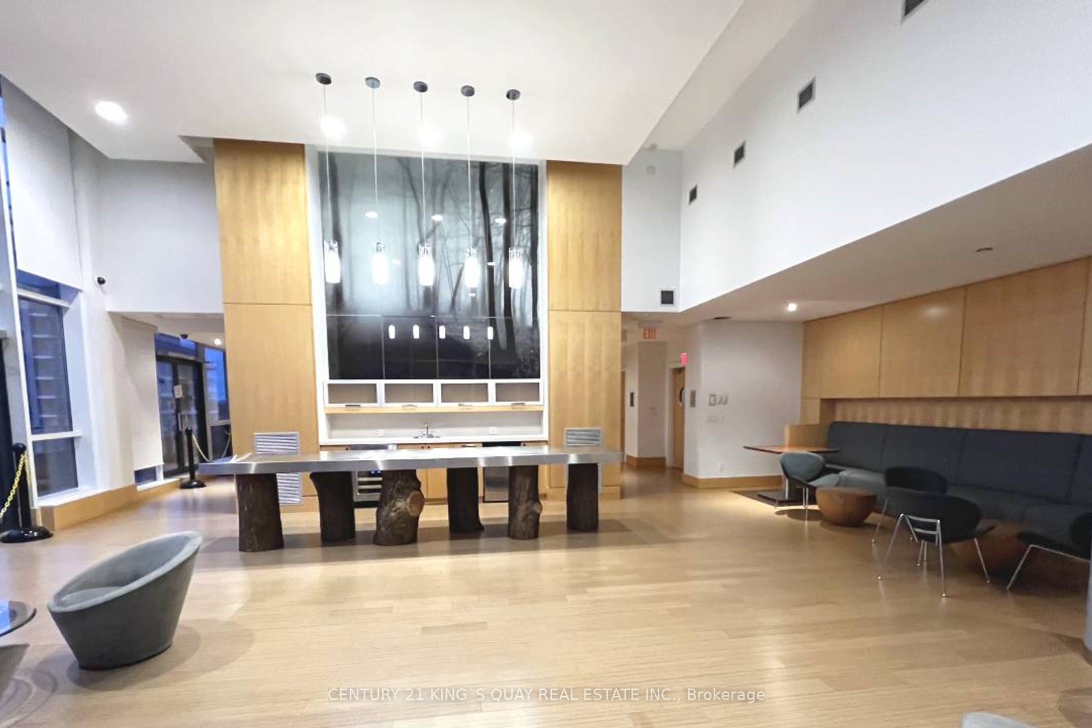 #814 - 2885 Bayview Avenue Property Photo 39