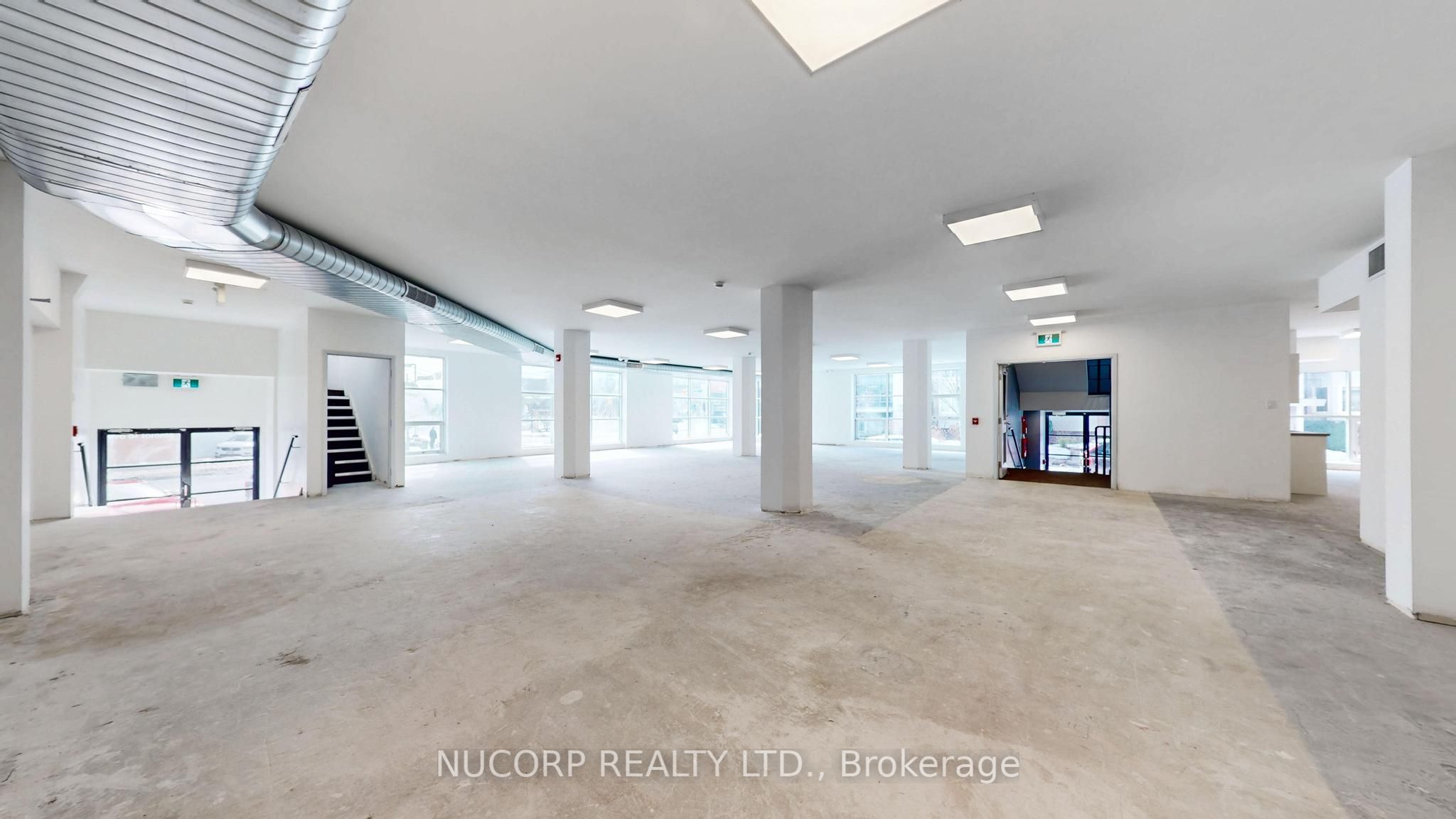 #1st Property Photo 6