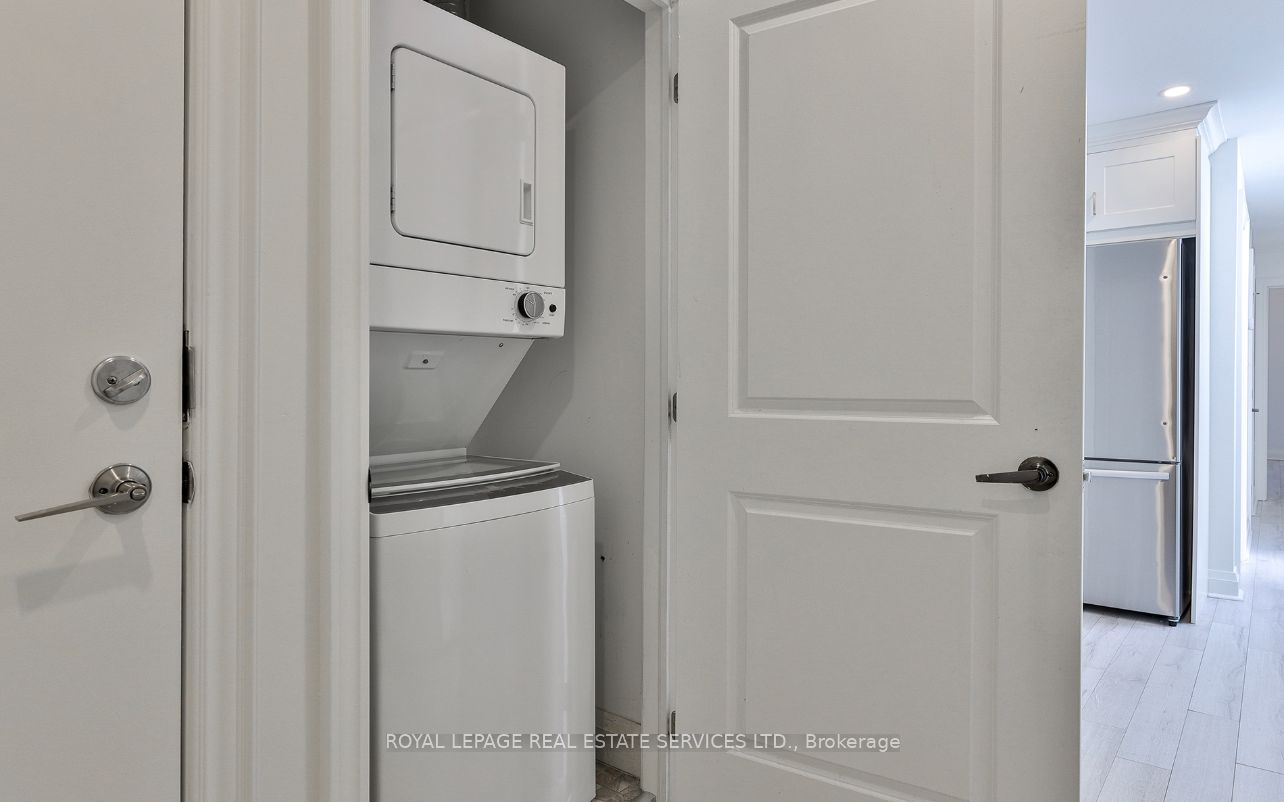 995 Bloor Street Property Photo 4