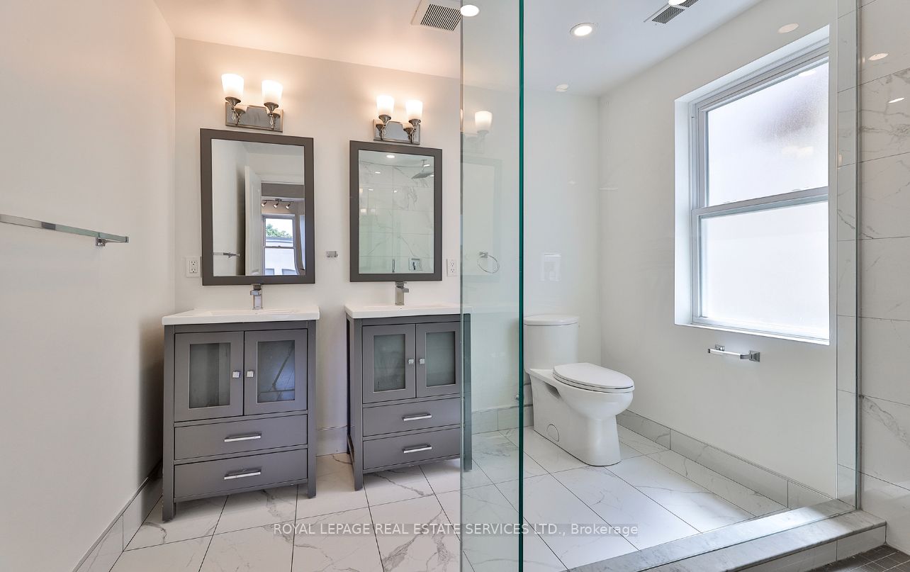 995 Bloor Street Property Photo 8