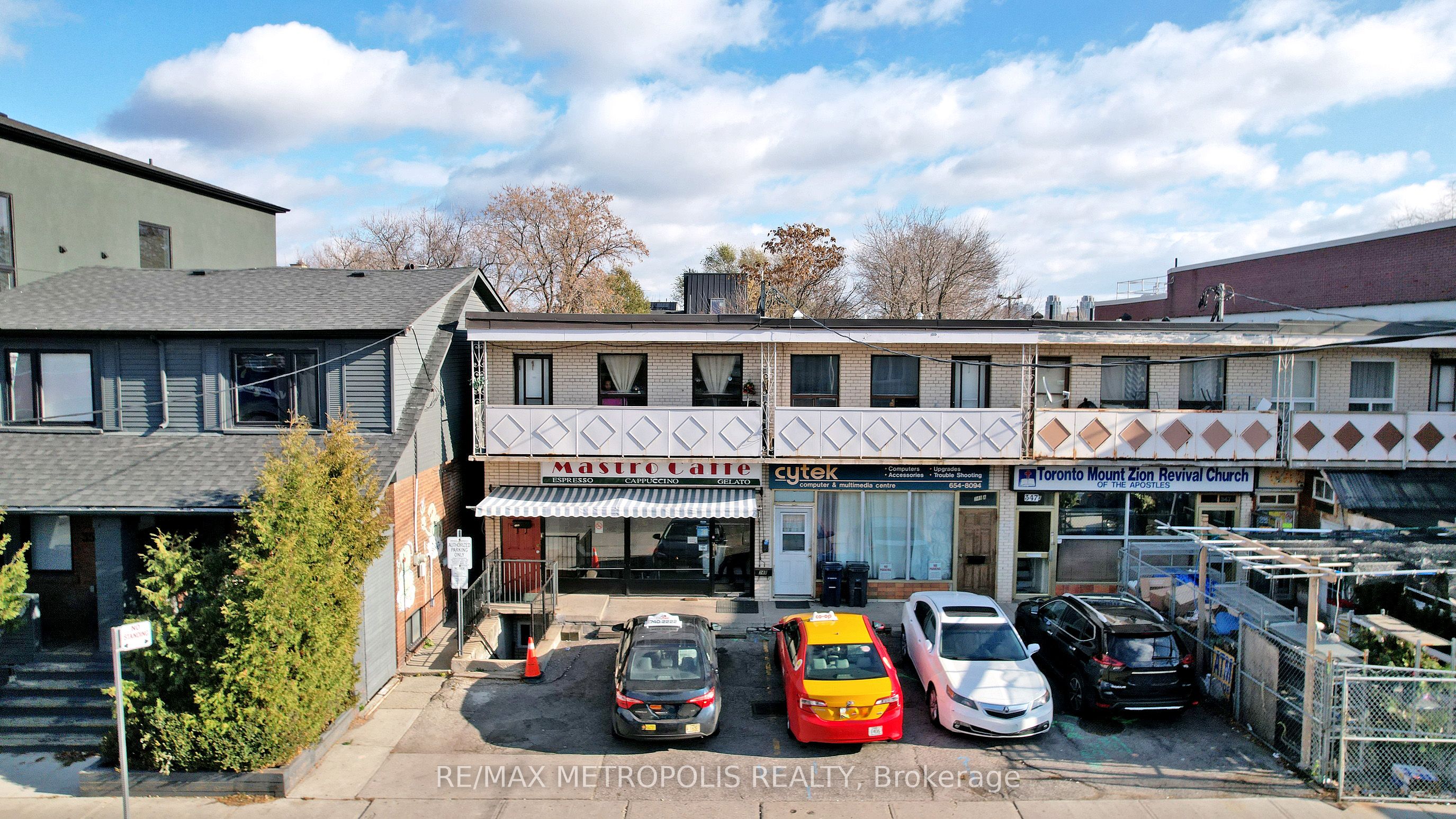 #A - 349 Oakwood Avenue Property Photo 1