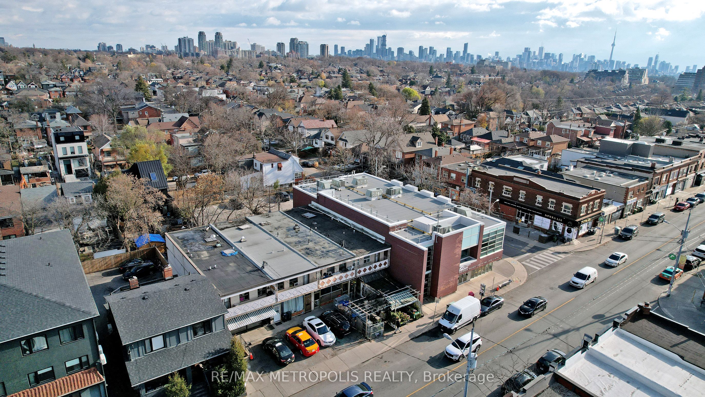 #a - 349 Oakwood Avenue Property Photo 8