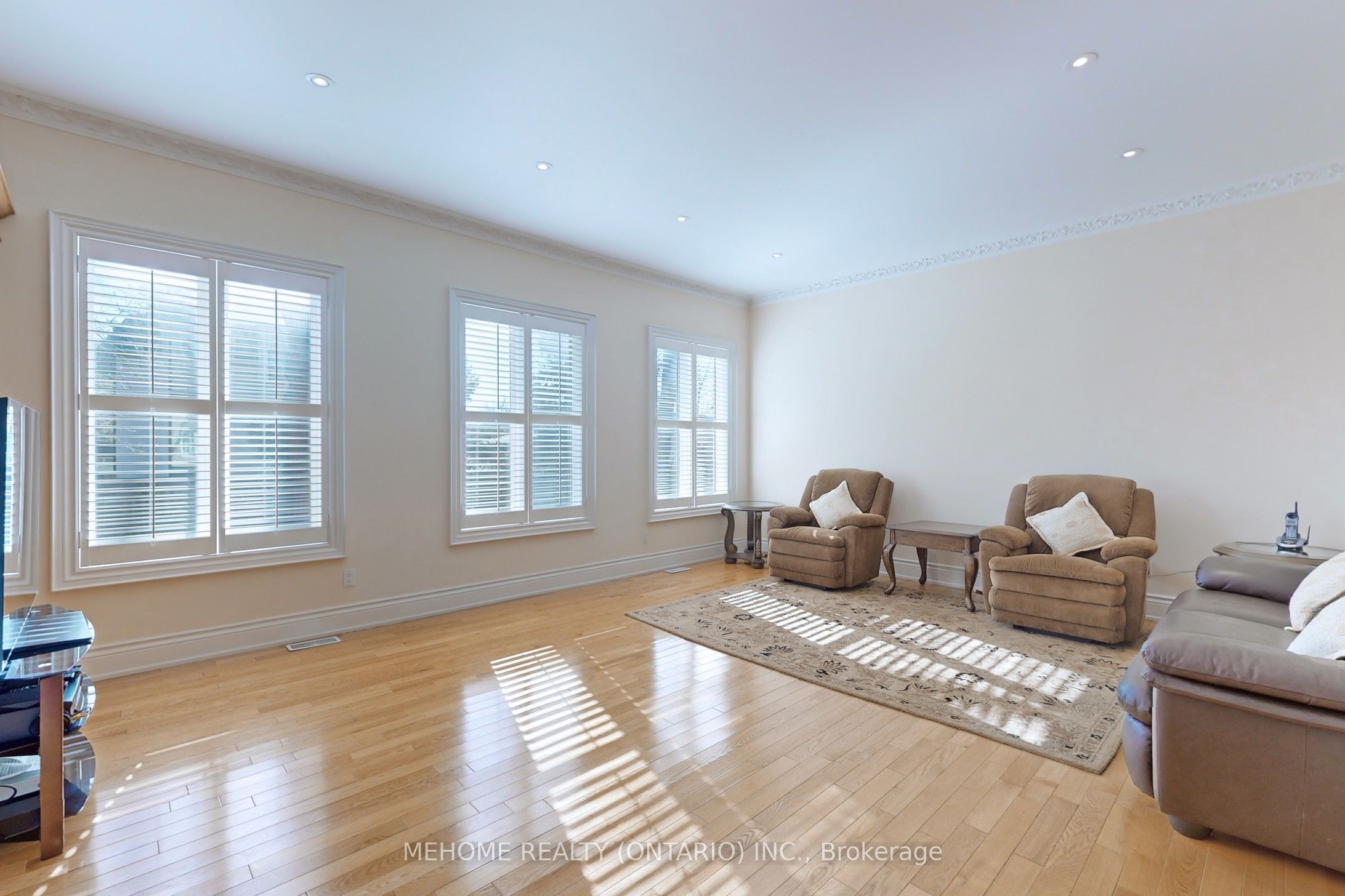 361 Spring Garden Avenue Property Photo 9