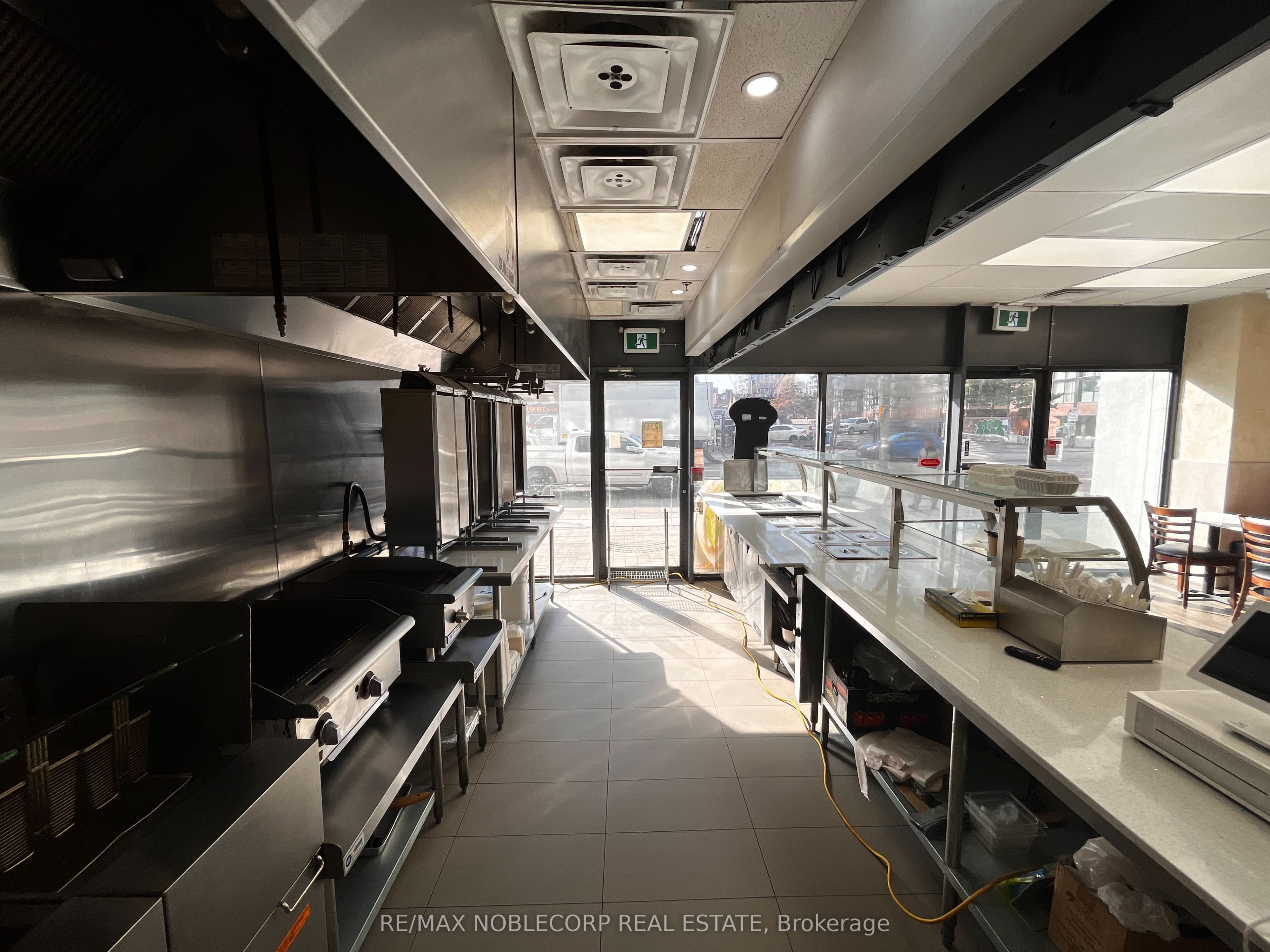 #105 - 700 King Street Property Photo 11