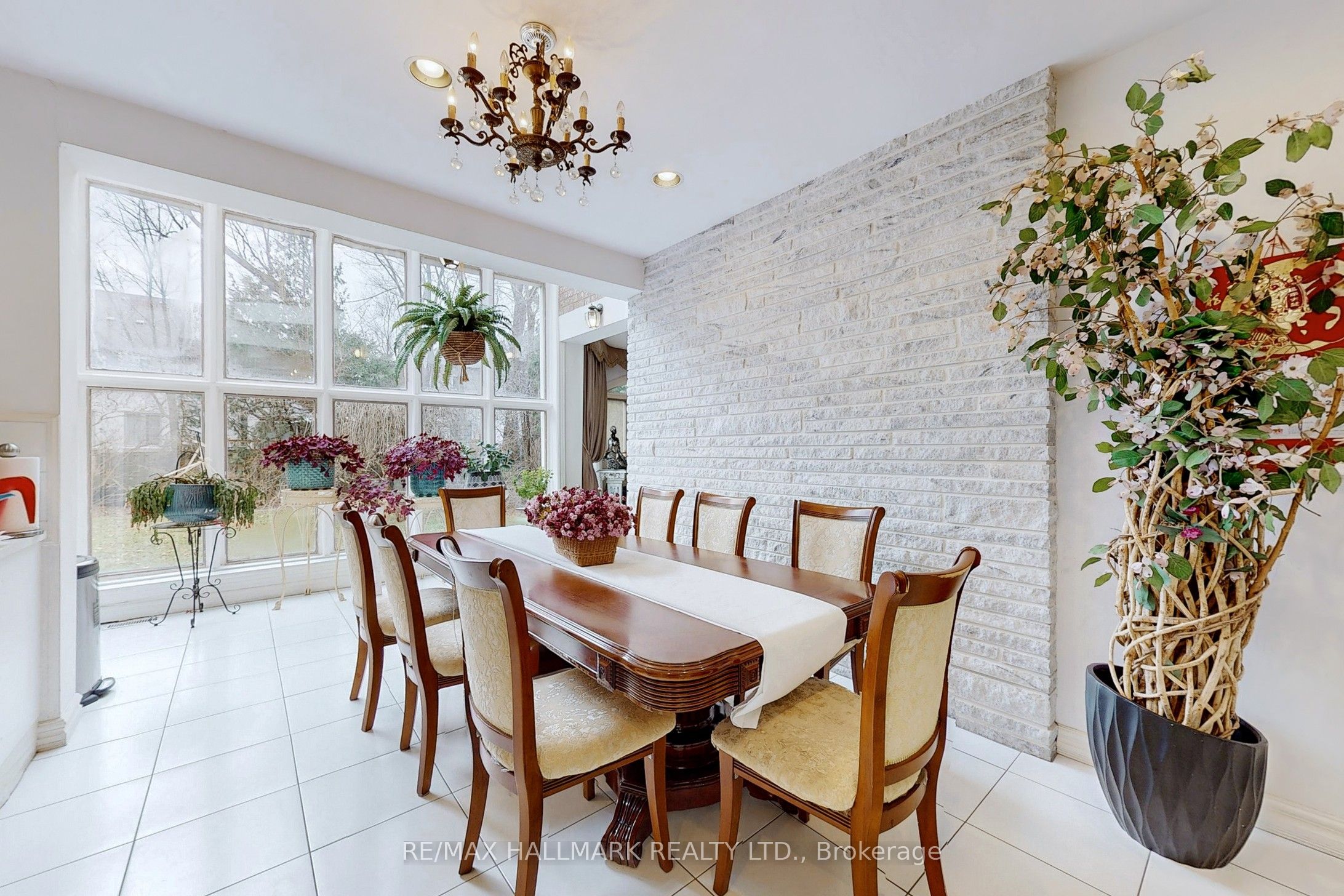 11 Vernham Avenue Property Photo 8