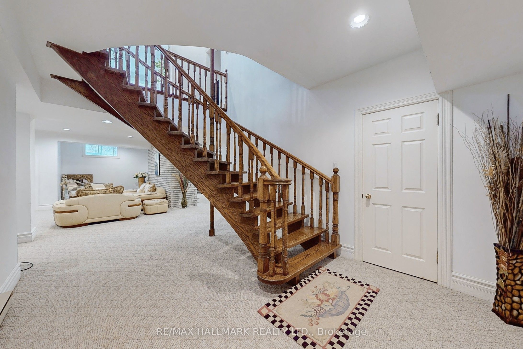 11 Vernham Avenue Property Photo 32