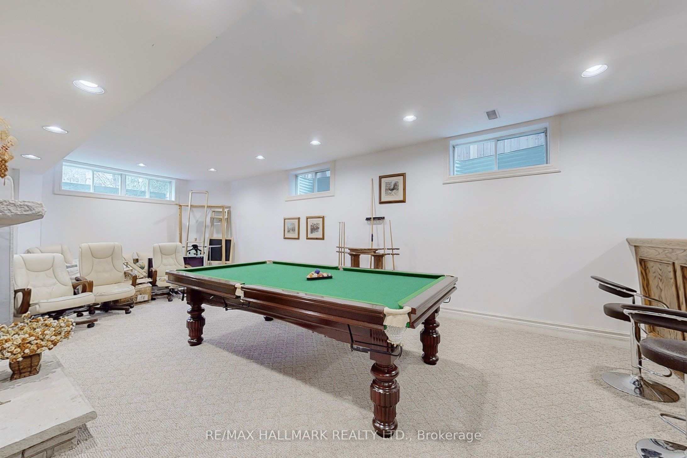 11 Vernham Avenue Property Photo 36