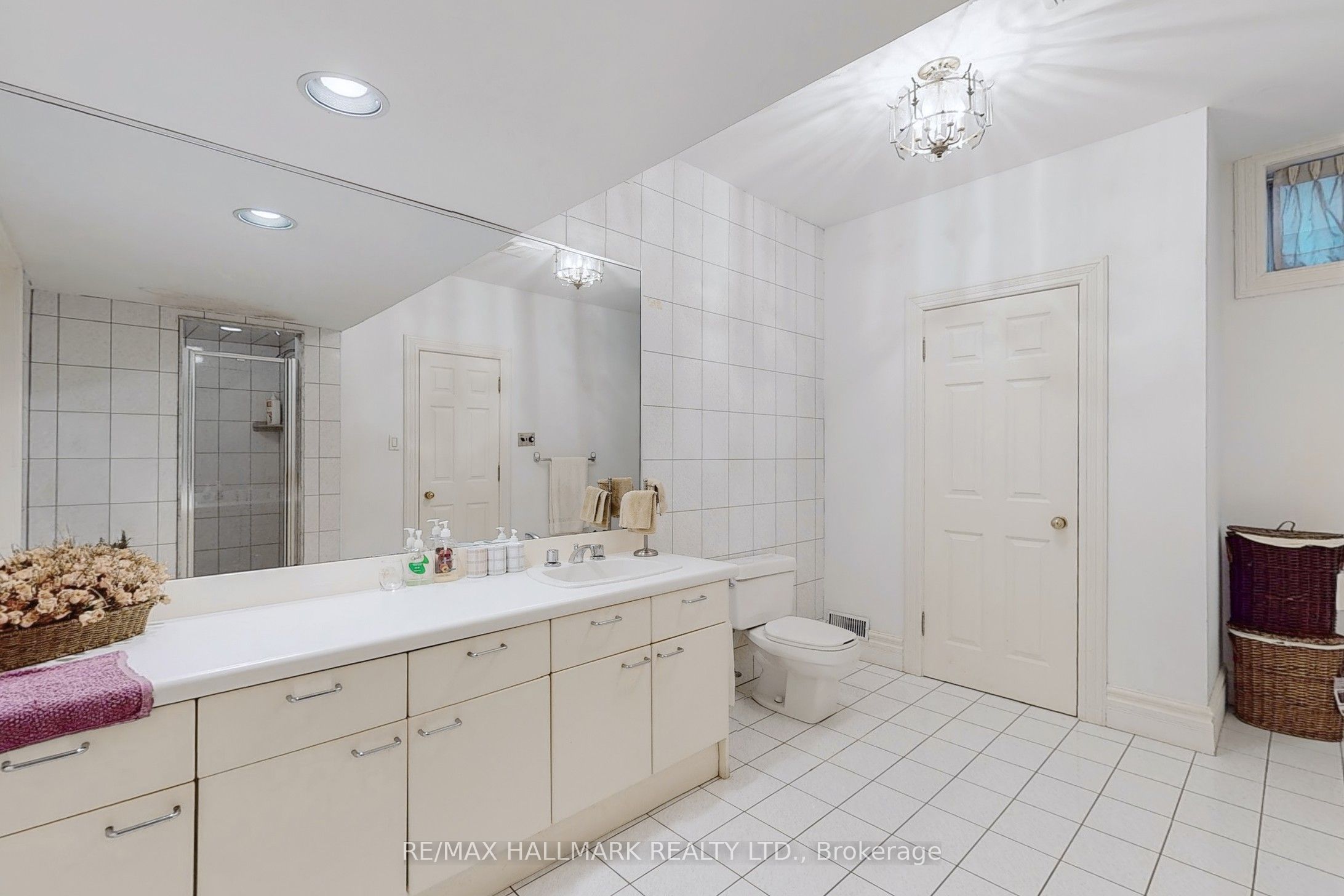 11 Vernham Avenue Property Photo 37