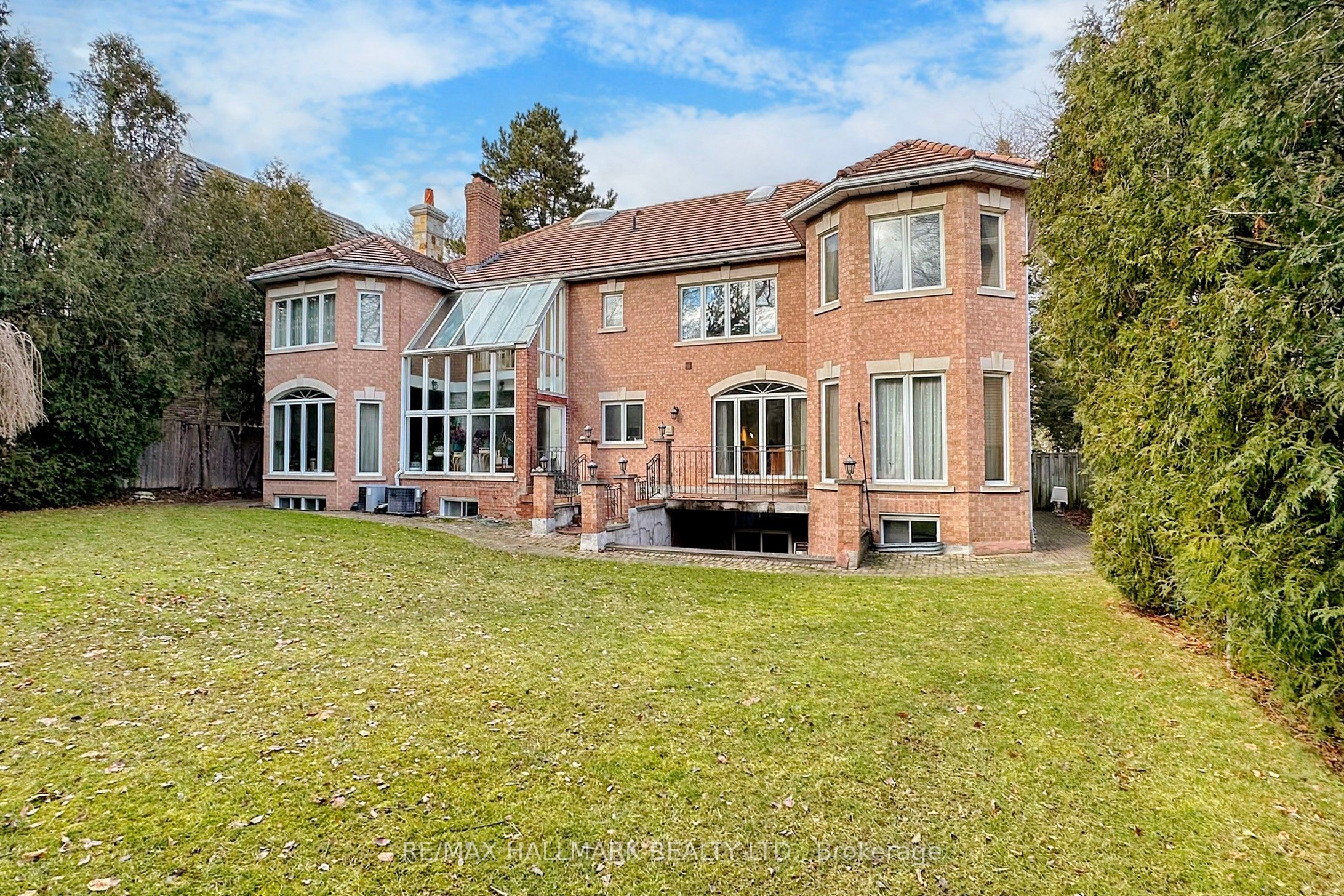 11 Vernham Avenue Property Photo 40