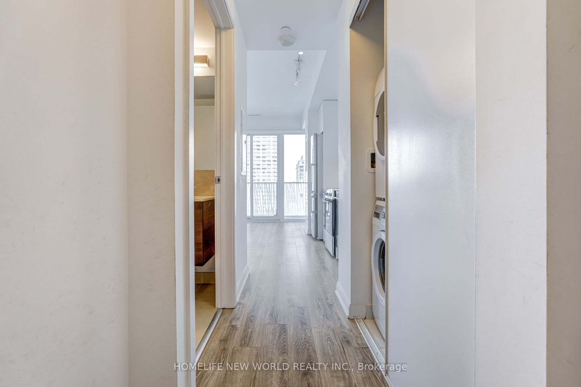#2508 - 42 Charles Street Property Photo 7