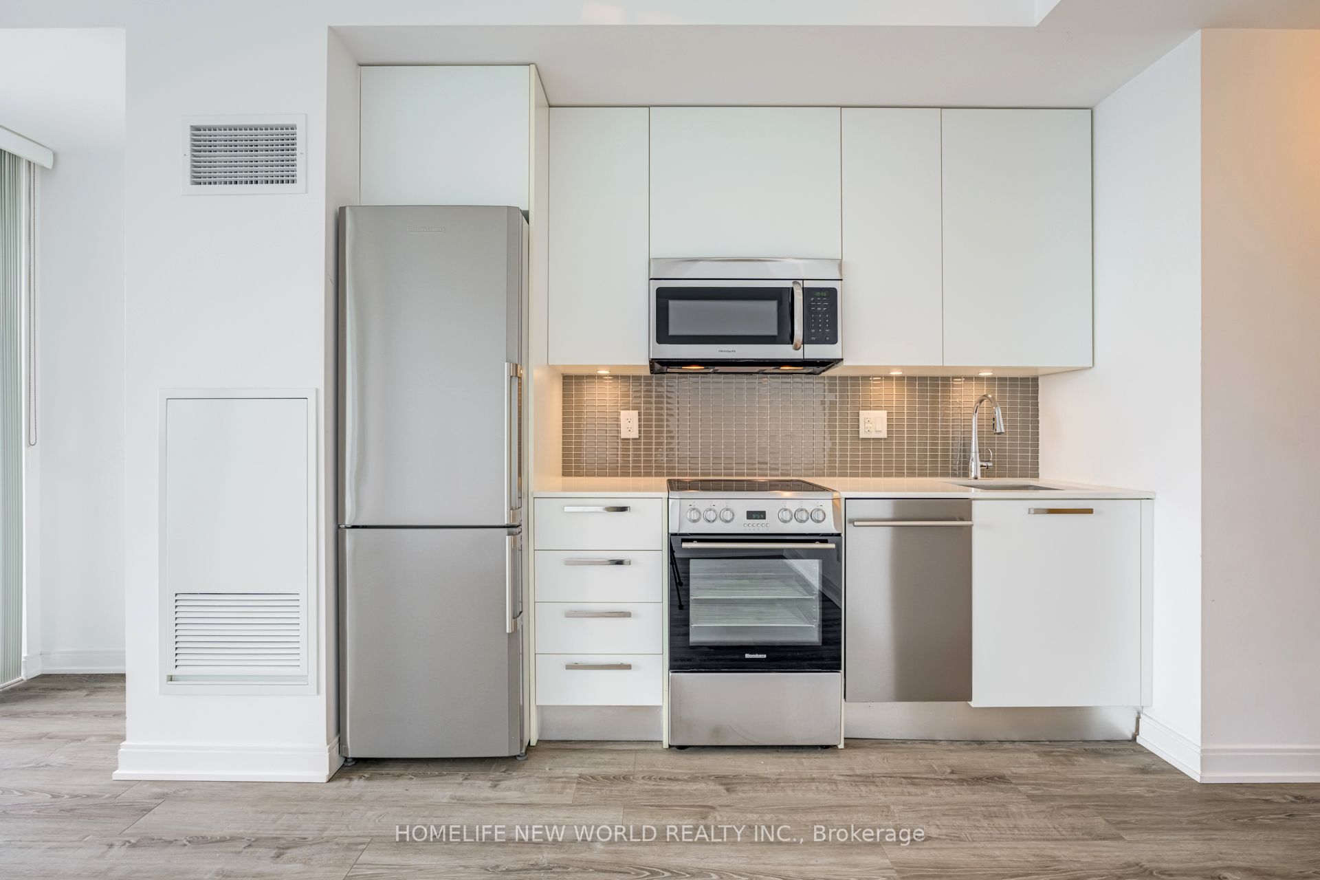 #2508 - 42 Charles Street Property Photo 13