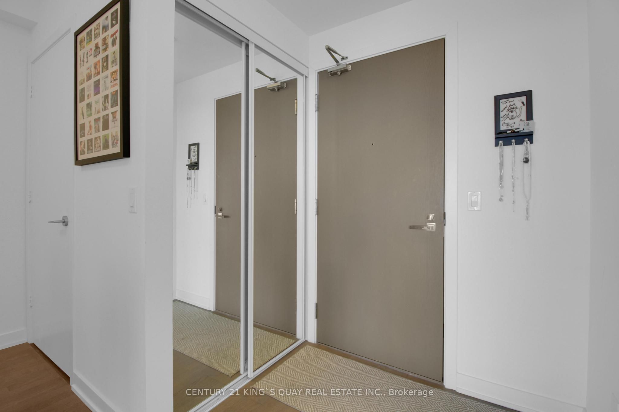#1508 - 501 St Clair Avenue Property Photo 2