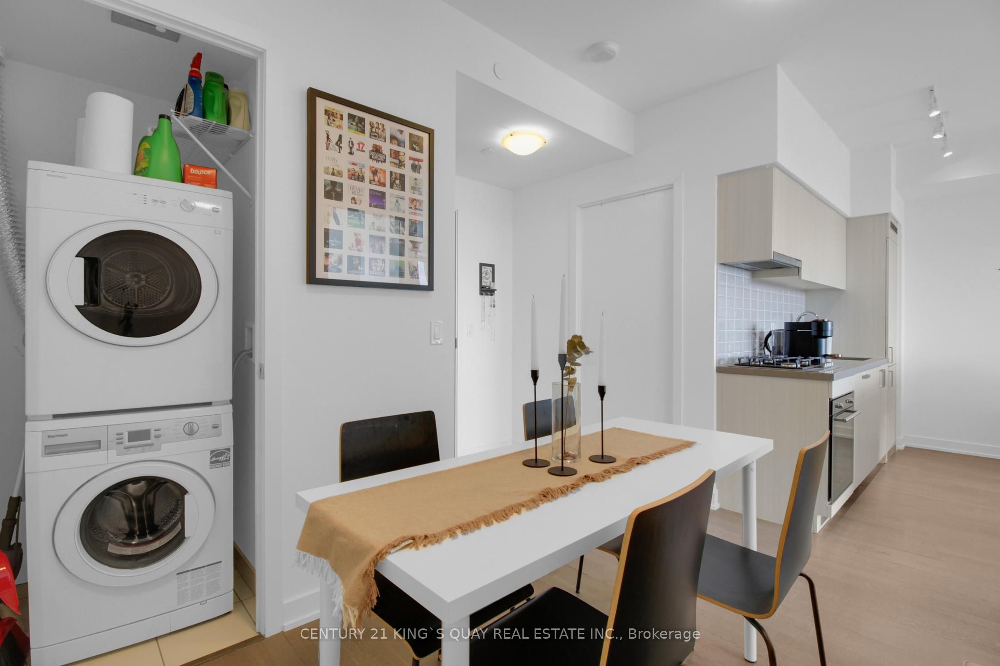 #1508 - 501 St Clair Avenue Property Photo 4