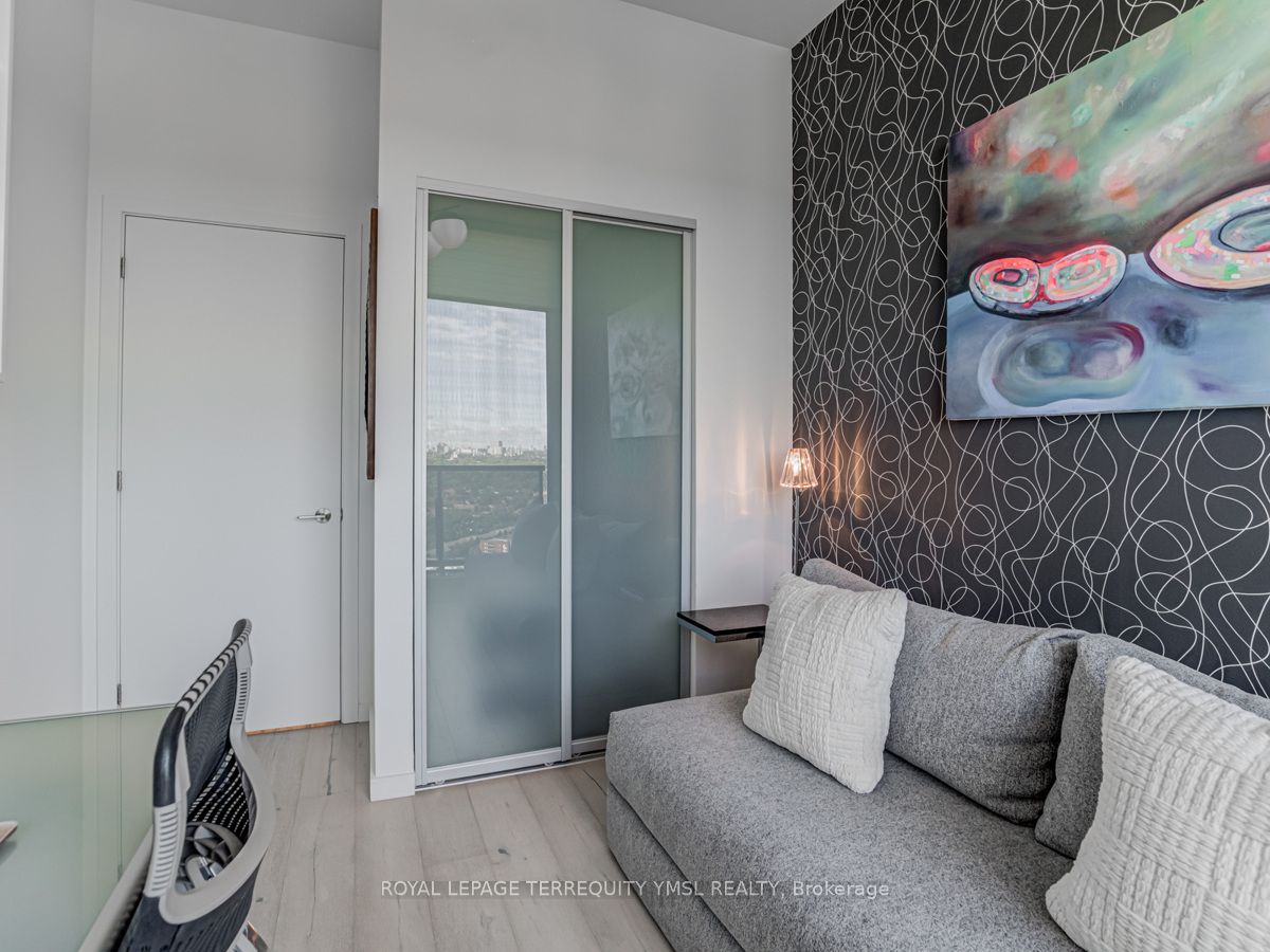 #ph02 - 170 Bayview Avenue Property Photo 23