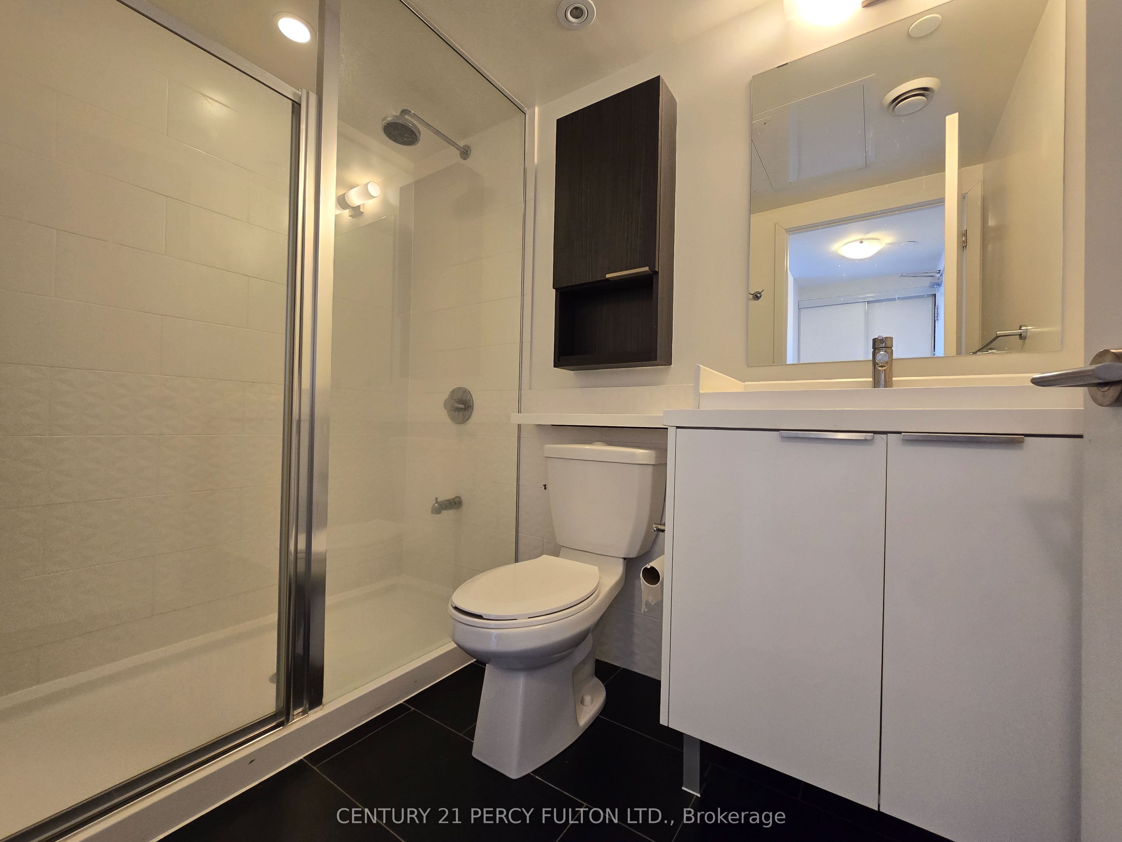 #1810 - 2 Sonic Way Property Photo 9