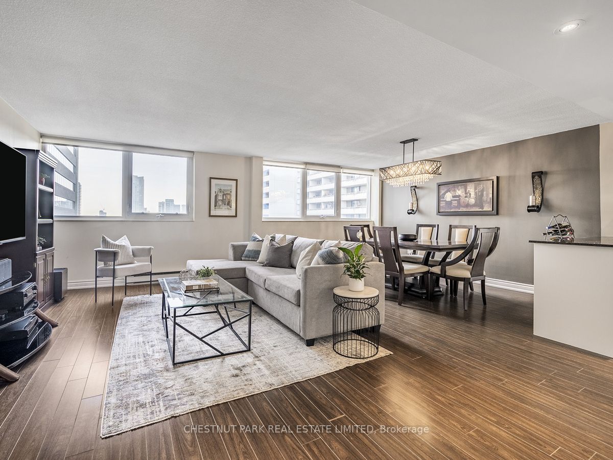#ph1 - 360 Bloor Street Property Photo