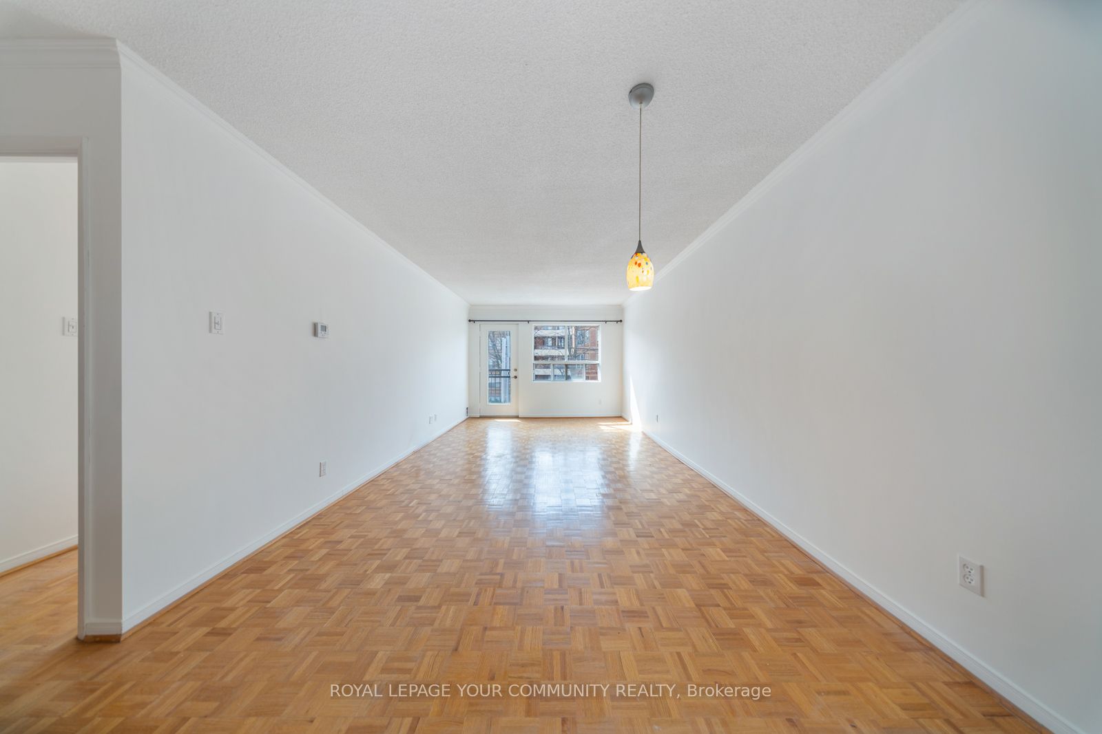 928 Millwood Road W 306 Property Photo 10