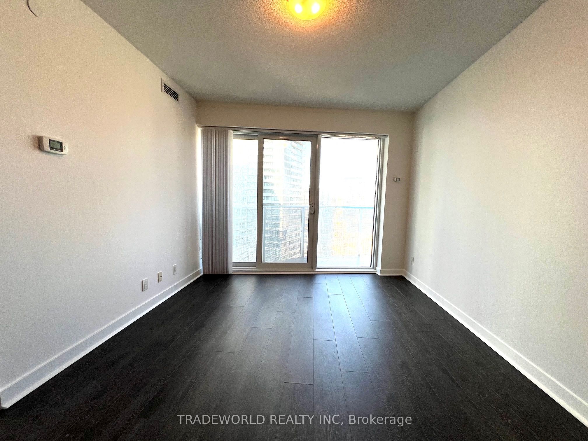 100 Harbour Street 4203 Property Photo 2