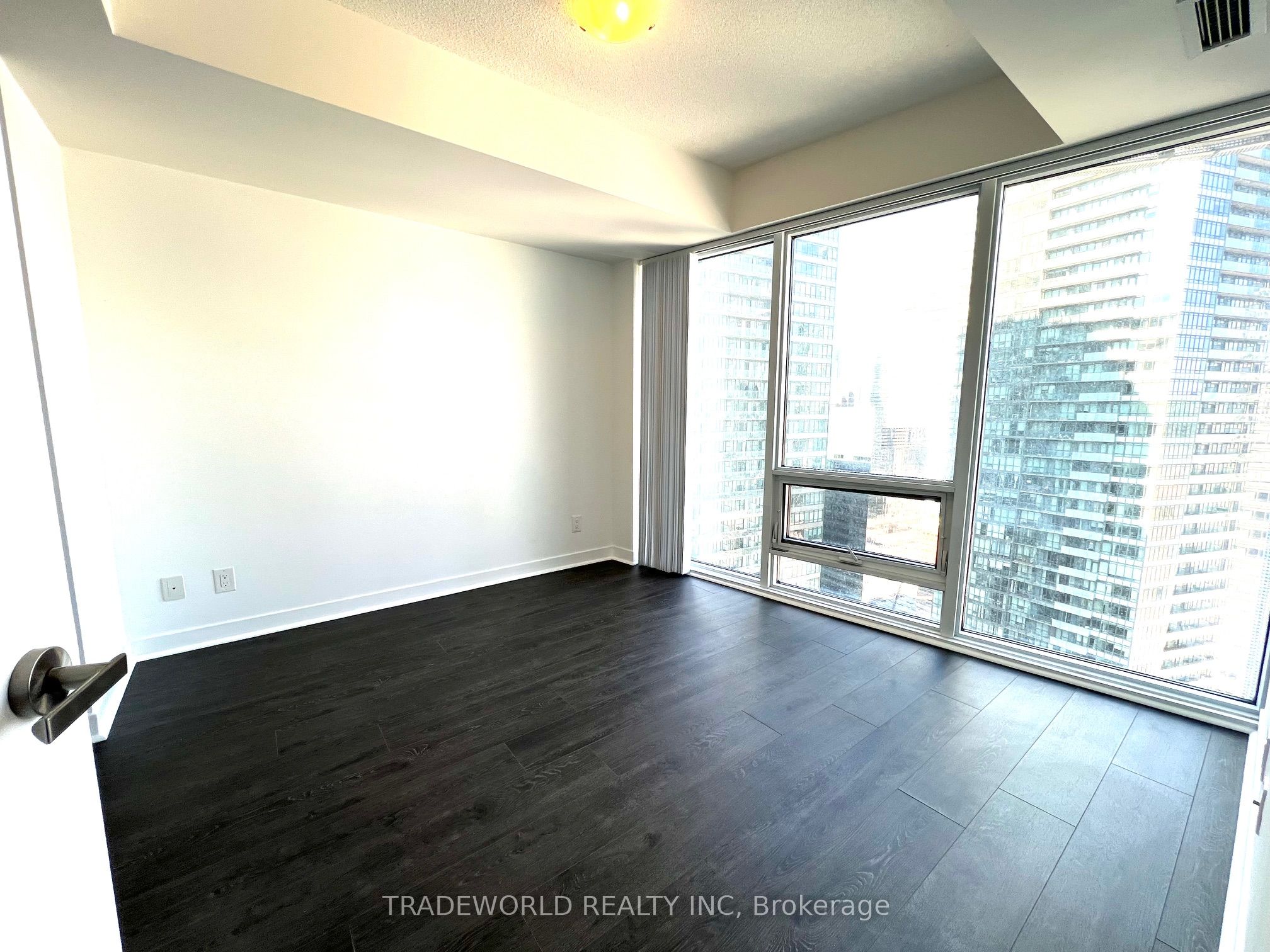 100 Harbour Street 4203 Property Photo 6