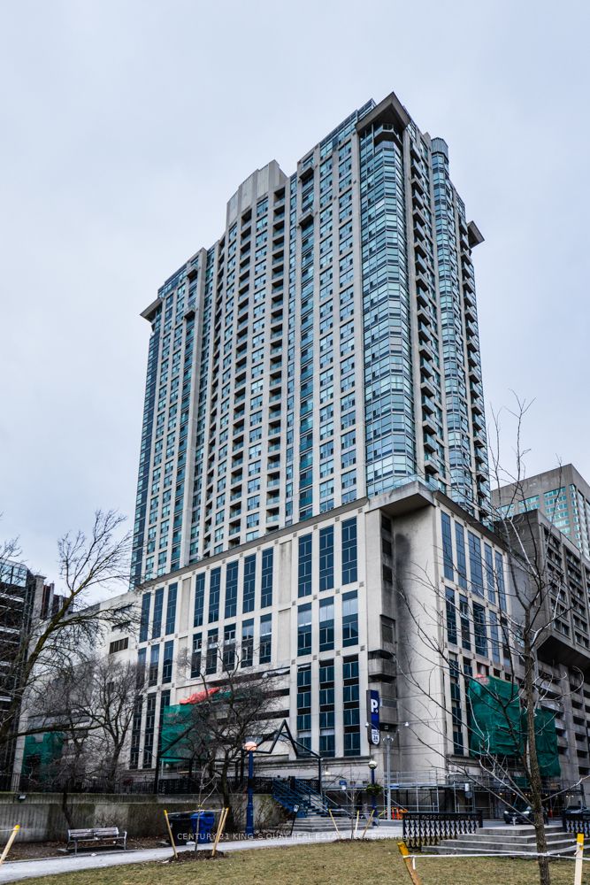 #3711 - 8 Park Road Property Photo