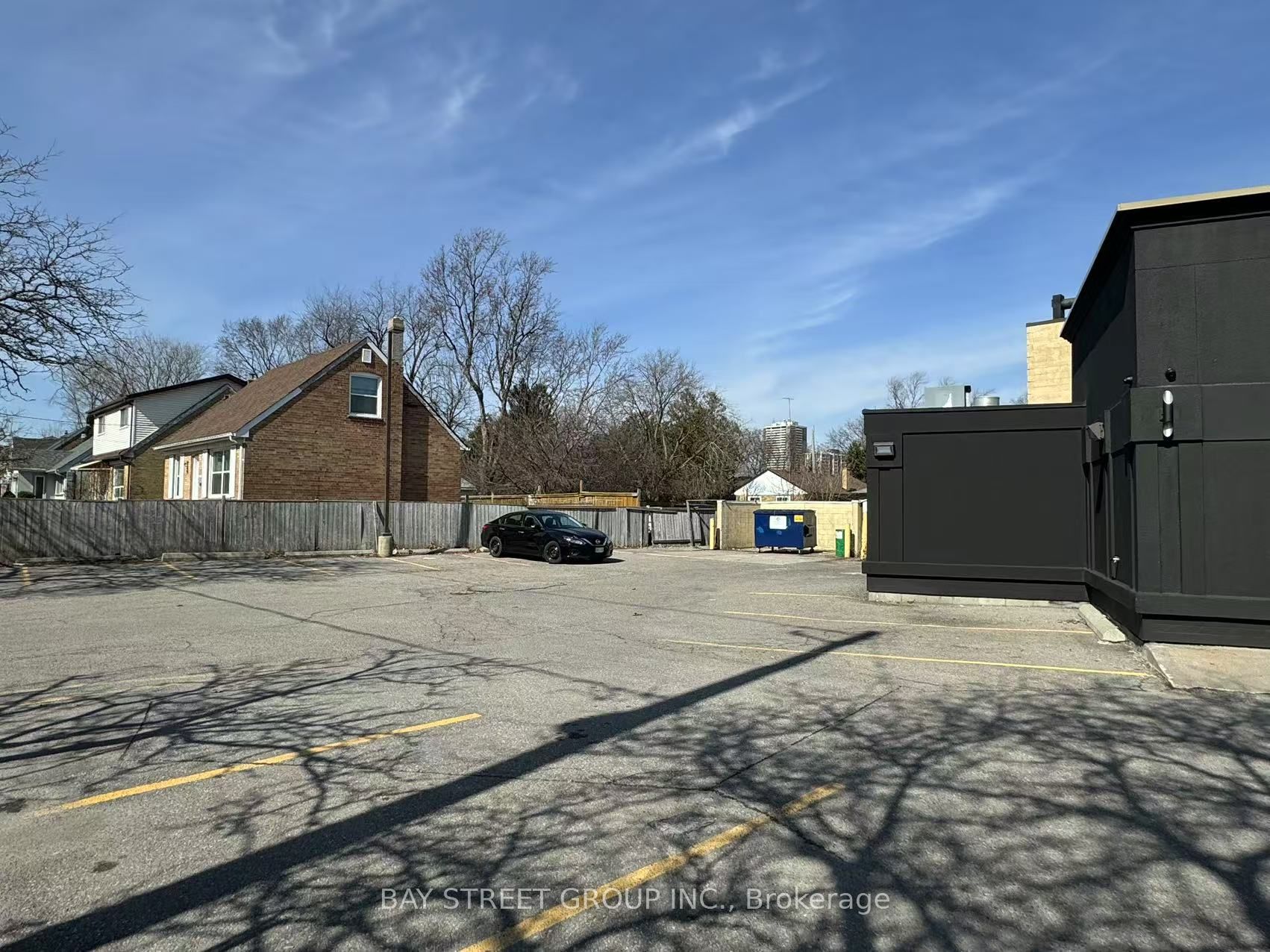 6114 Yonge Street Property Photo 3