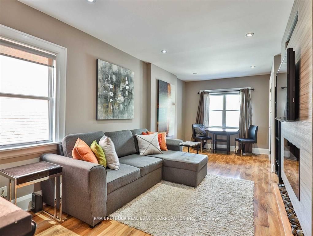 4 Belle Ayre Boulevard Property Photo 3