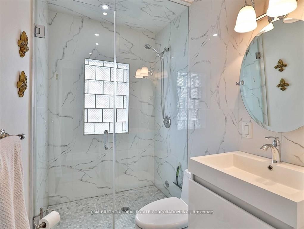4 Belle Ayre Boulevard Property Photo 19