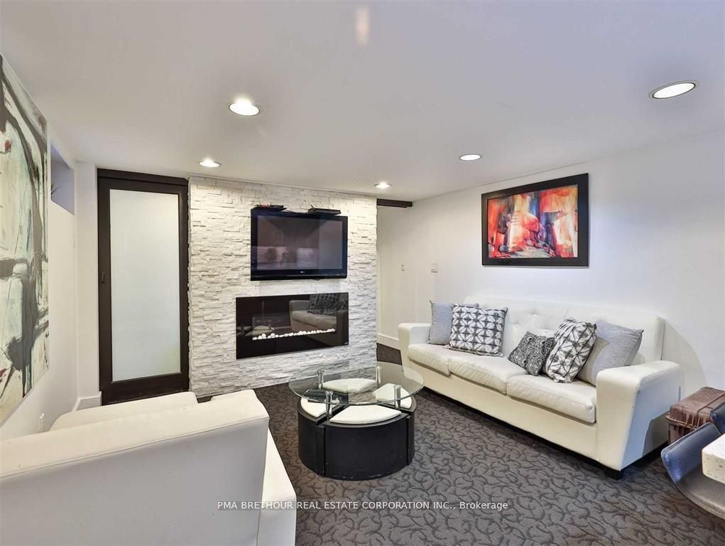 4 Belle Ayre Boulevard Property Photo 21