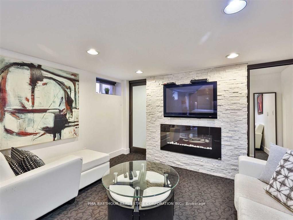 4 Belle Ayre Boulevard Property Photo 23