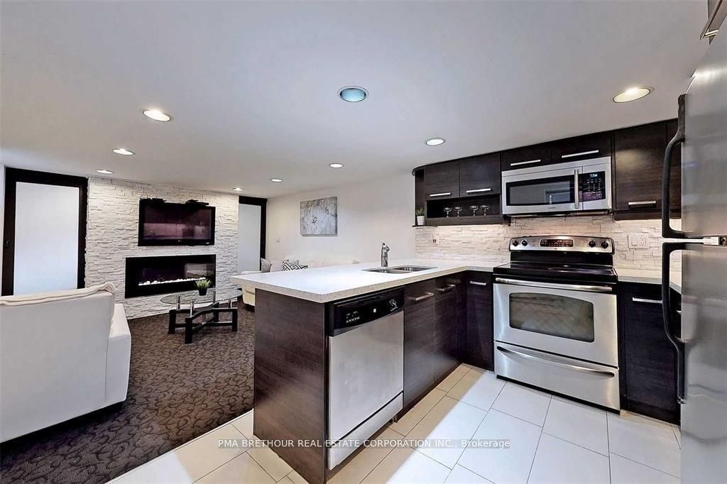 4 Belle Ayre Boulevard Property Photo 24