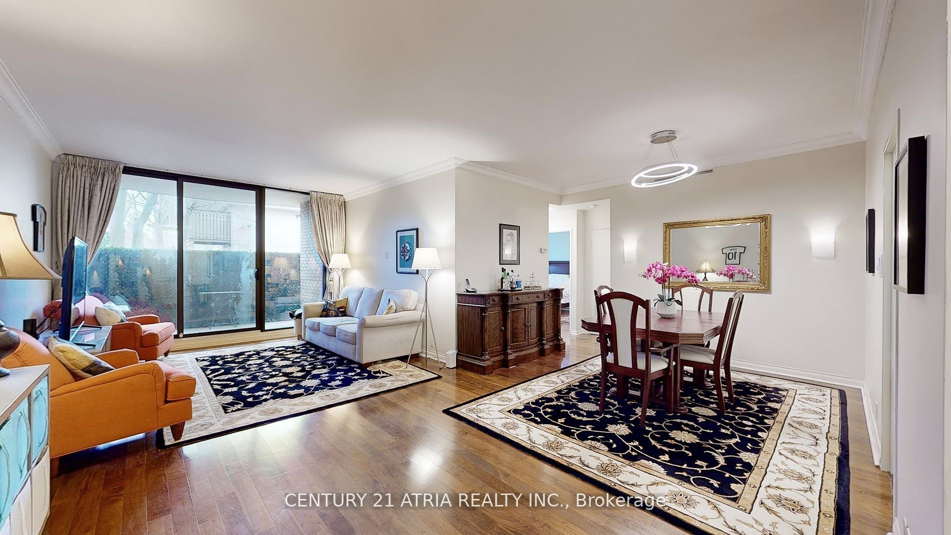 #102 - 350 Lonsdale Road Property Photo 1