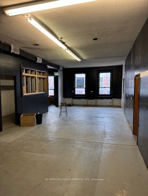 #2nd Floor - 407 Queen Street Property Photo 1