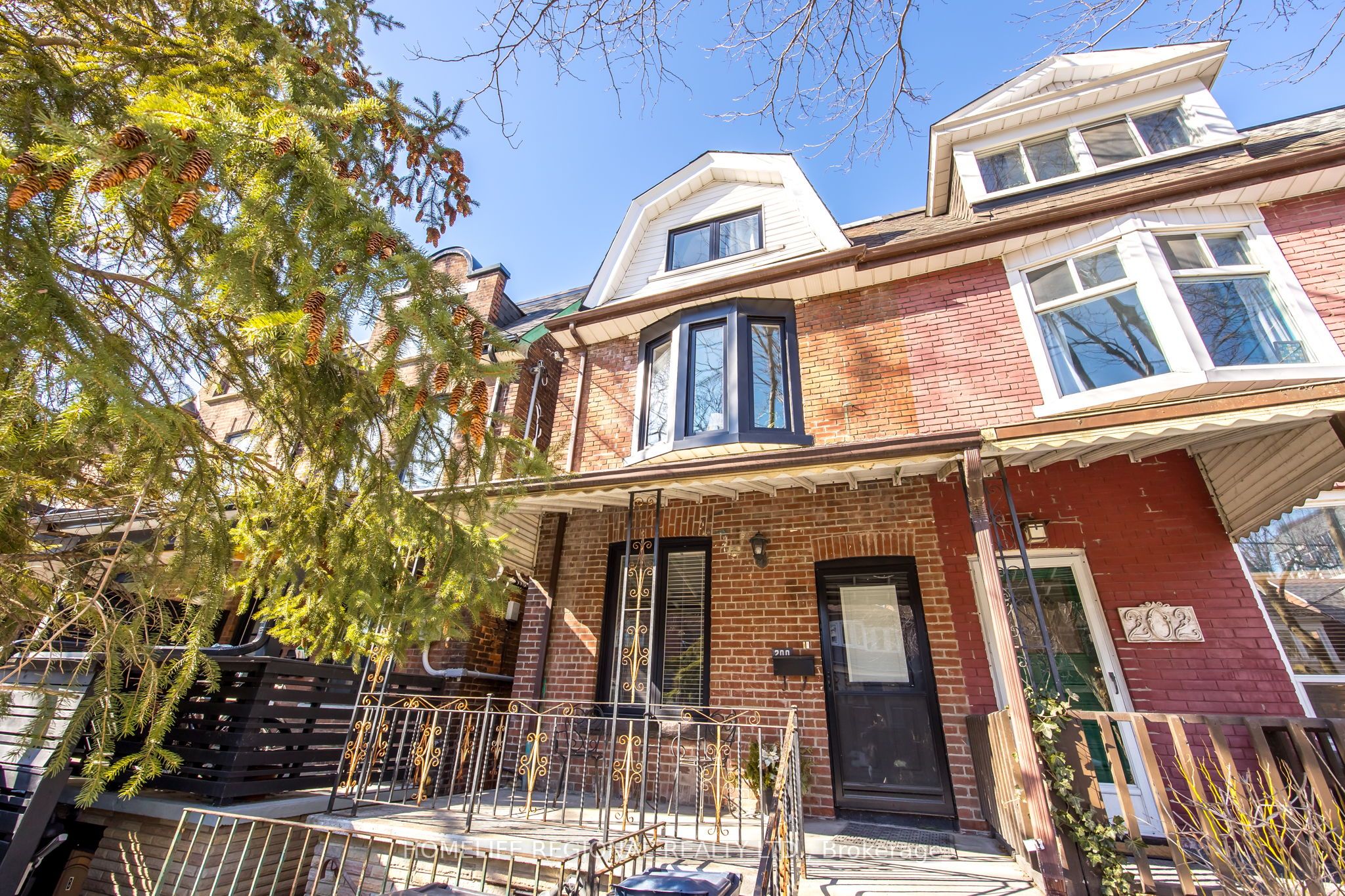 200 Roxton Road Property Photo 1