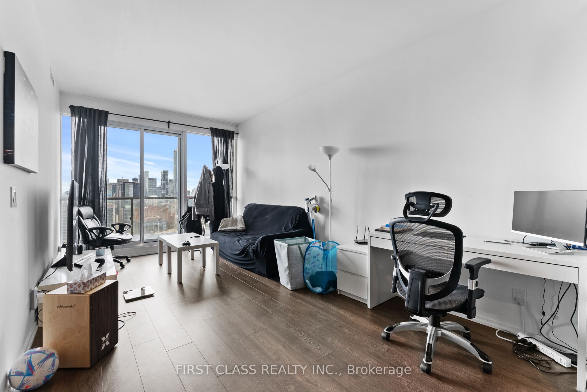 #3816 - 70 Temperance Street Property Photo 8
