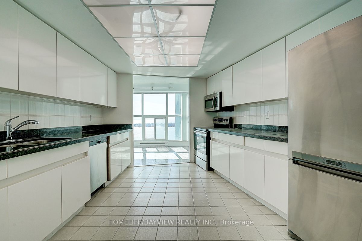 99 Harbour Square 3106 Property Photo 9
