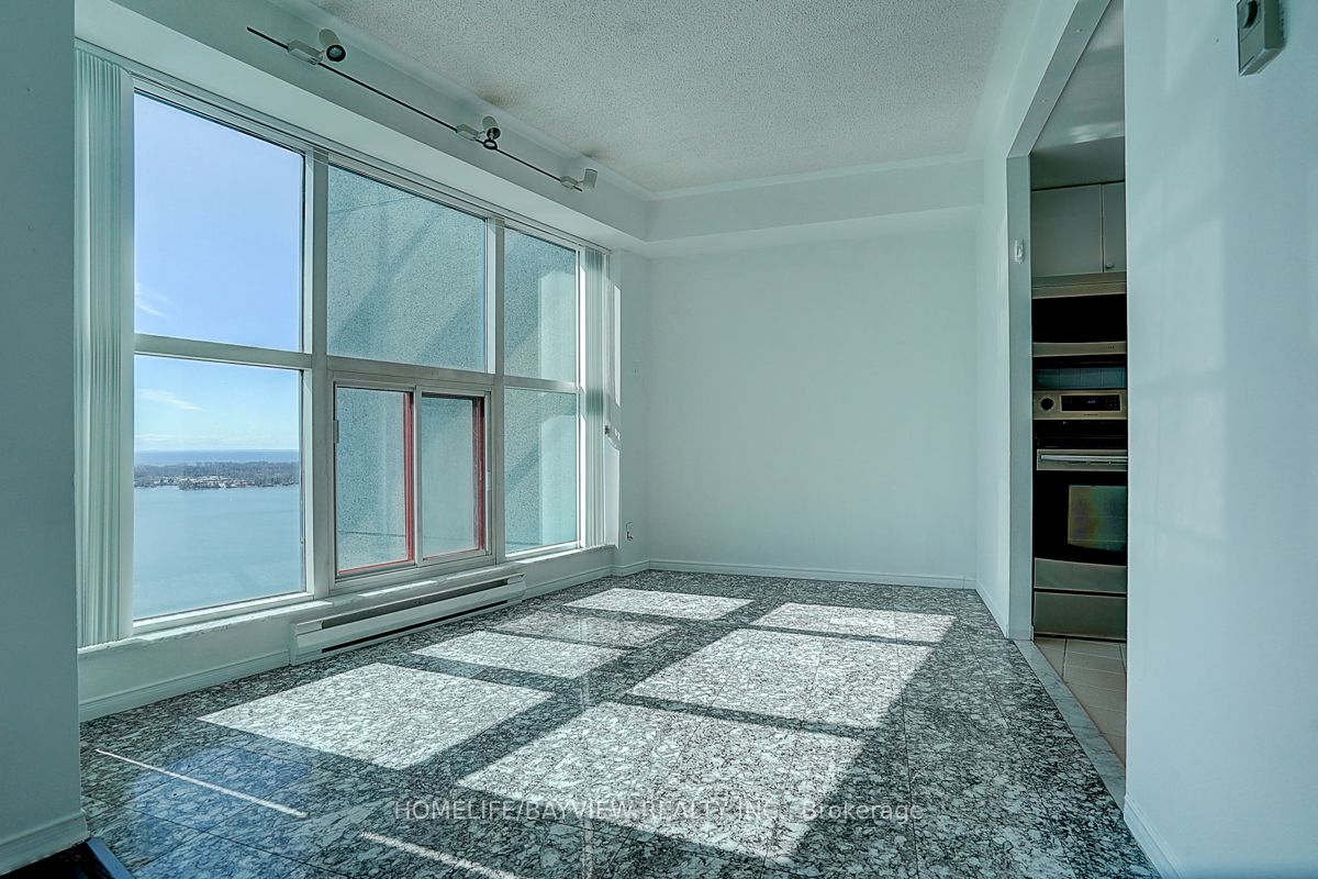 99 Harbour Square 3106 Property Photo 15