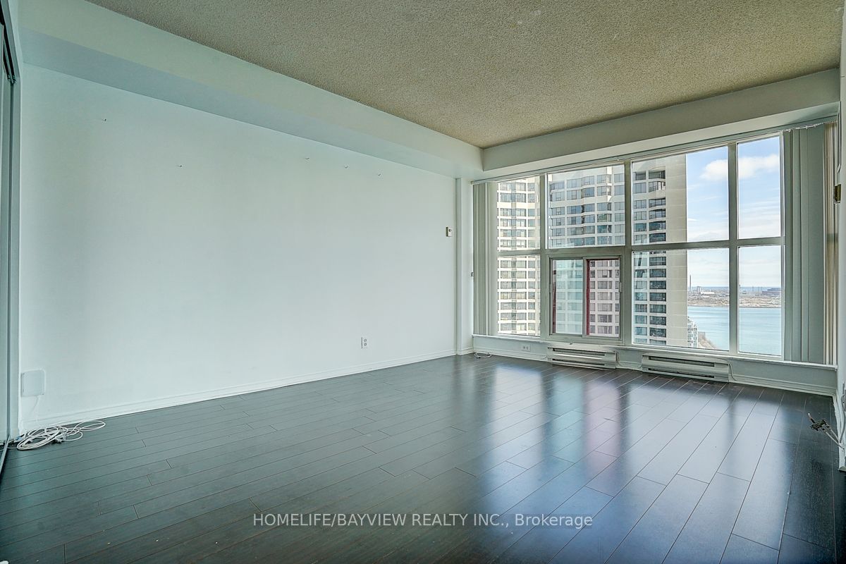 99 Harbour Square 3106 Property Photo 16