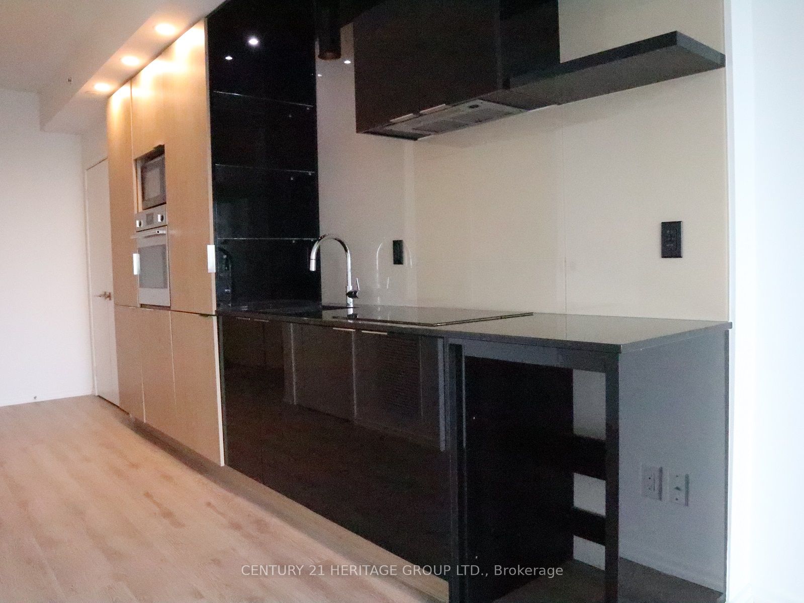 70 Temperance Street 4805 Property Photo 6